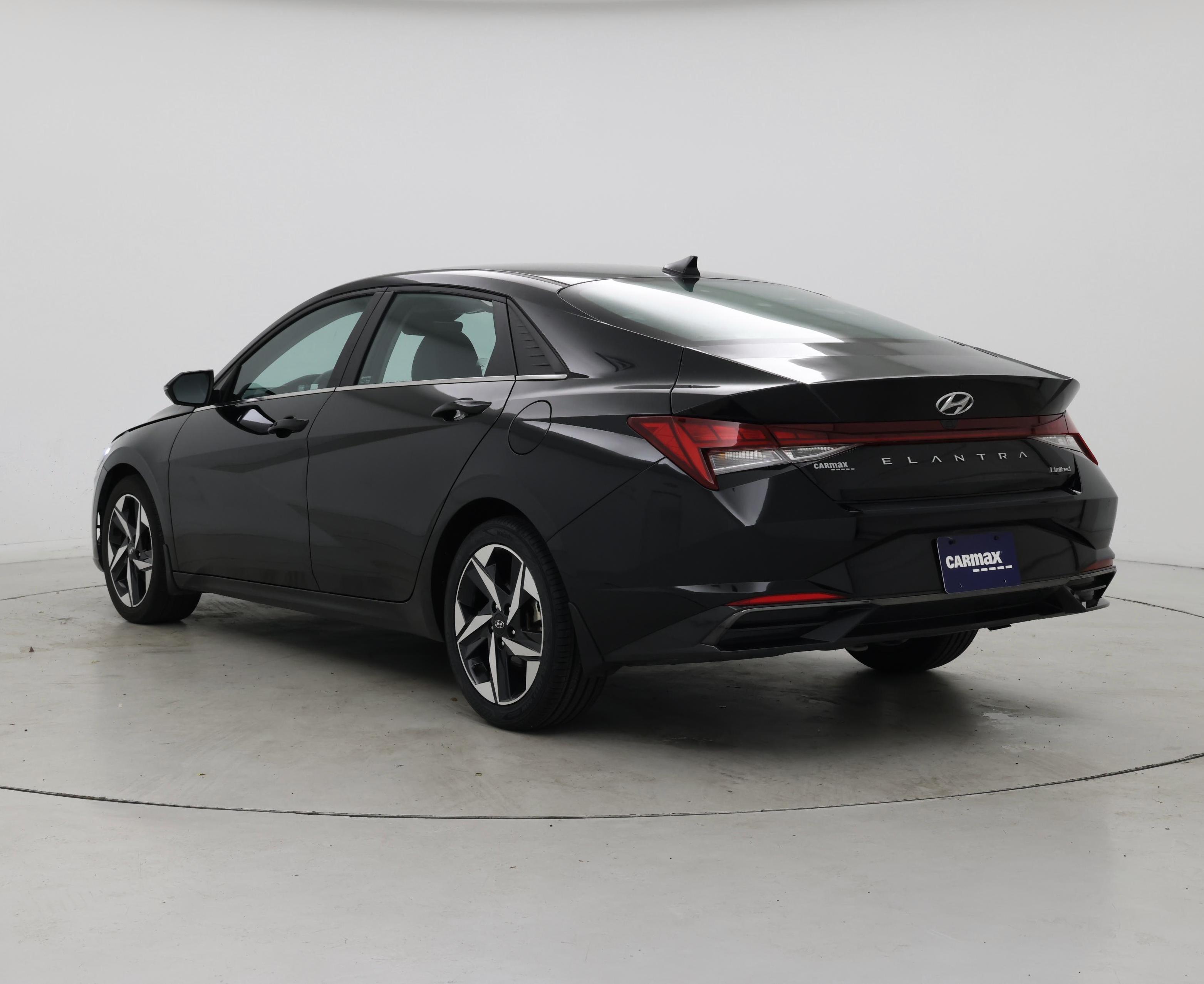 Thumbnail: 2023 Hyundai Elantra - 2