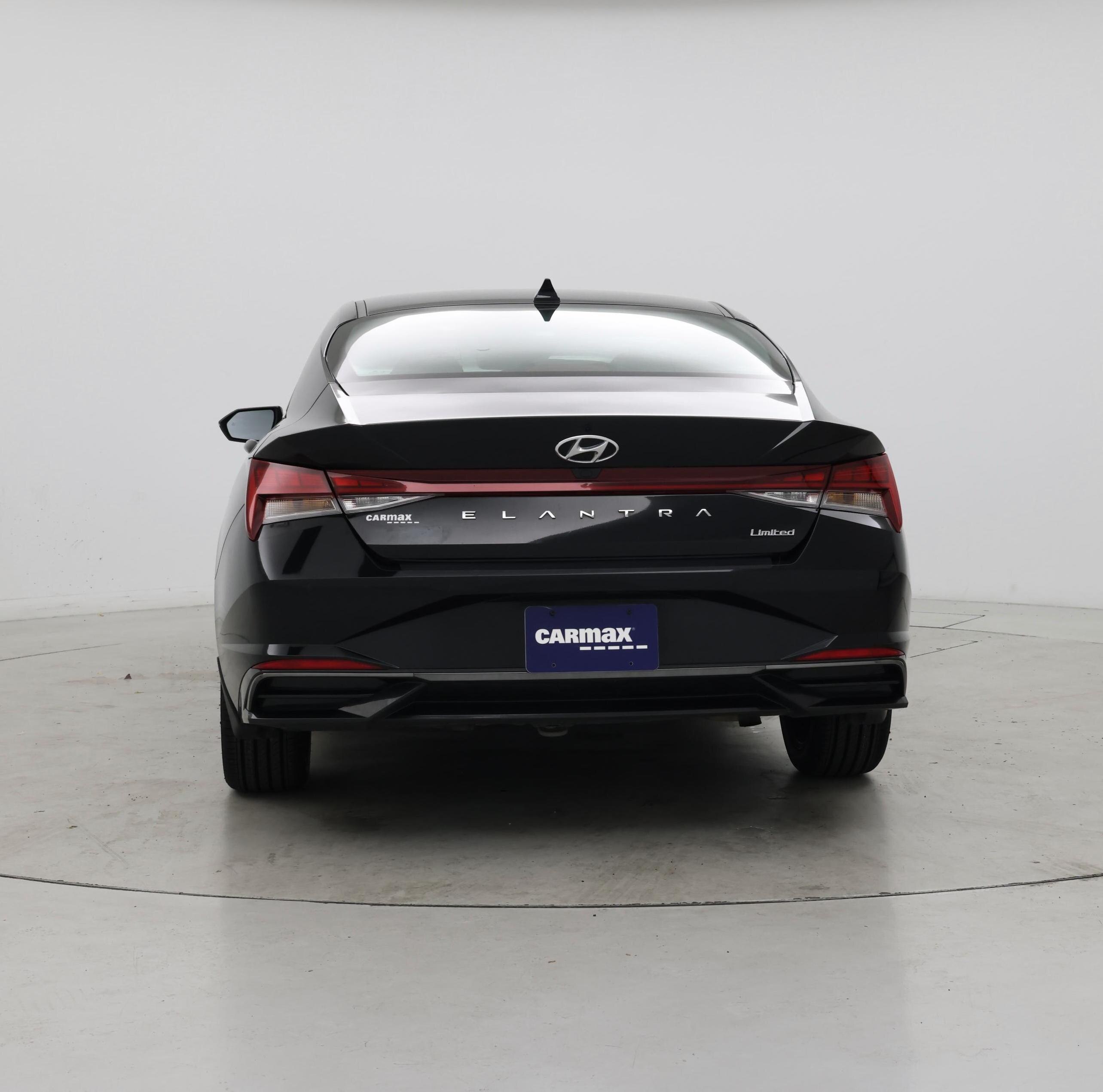 Thumbnail: 2023 Hyundai Elantra - 6