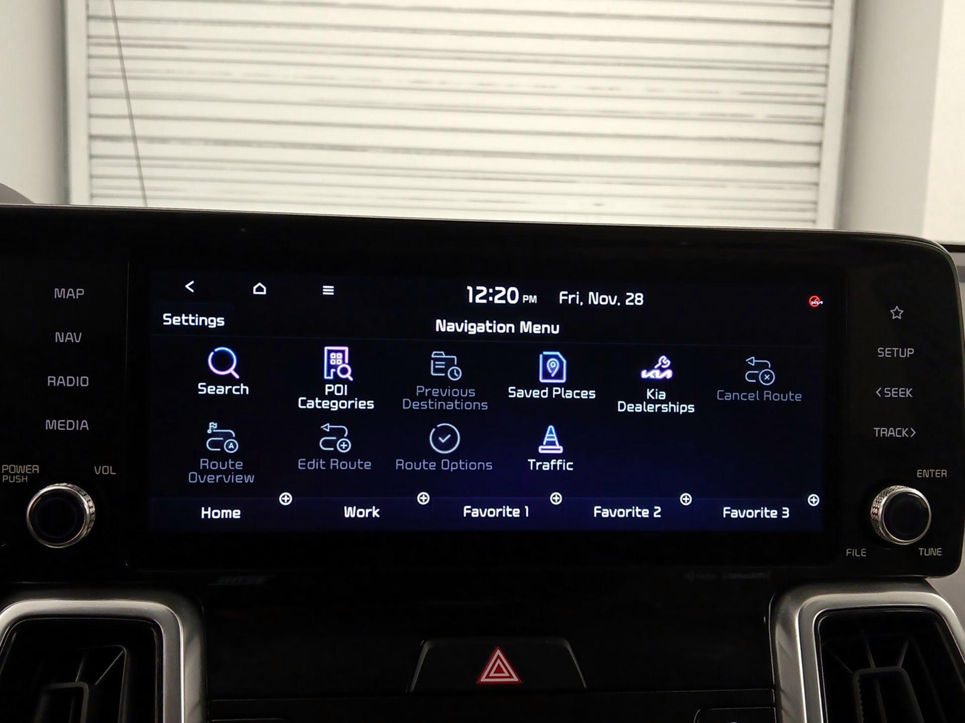 Thumbnail: 2023 Kia Sorento - 14