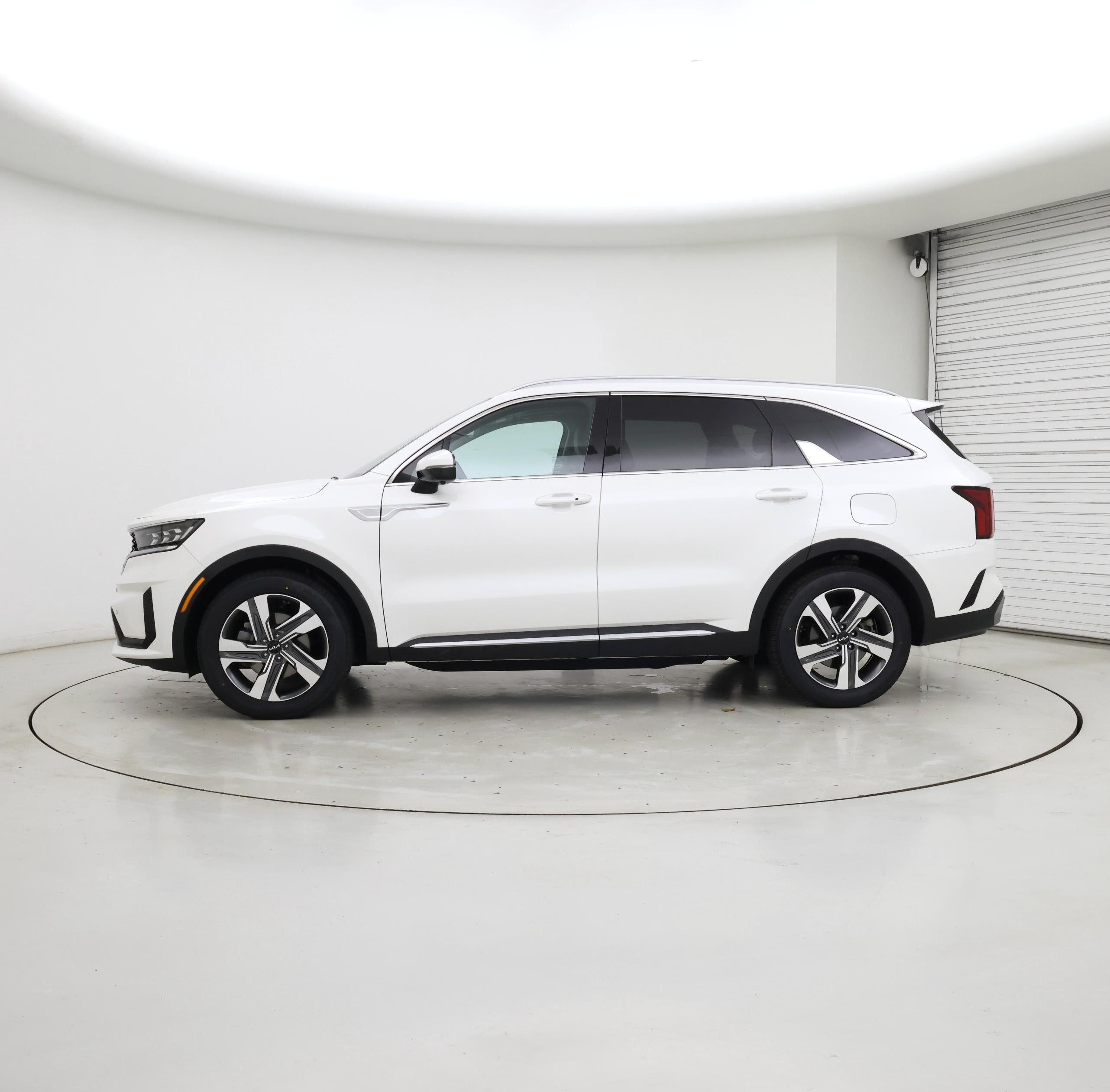 Thumbnail: 2023 Kia Sorento - 3