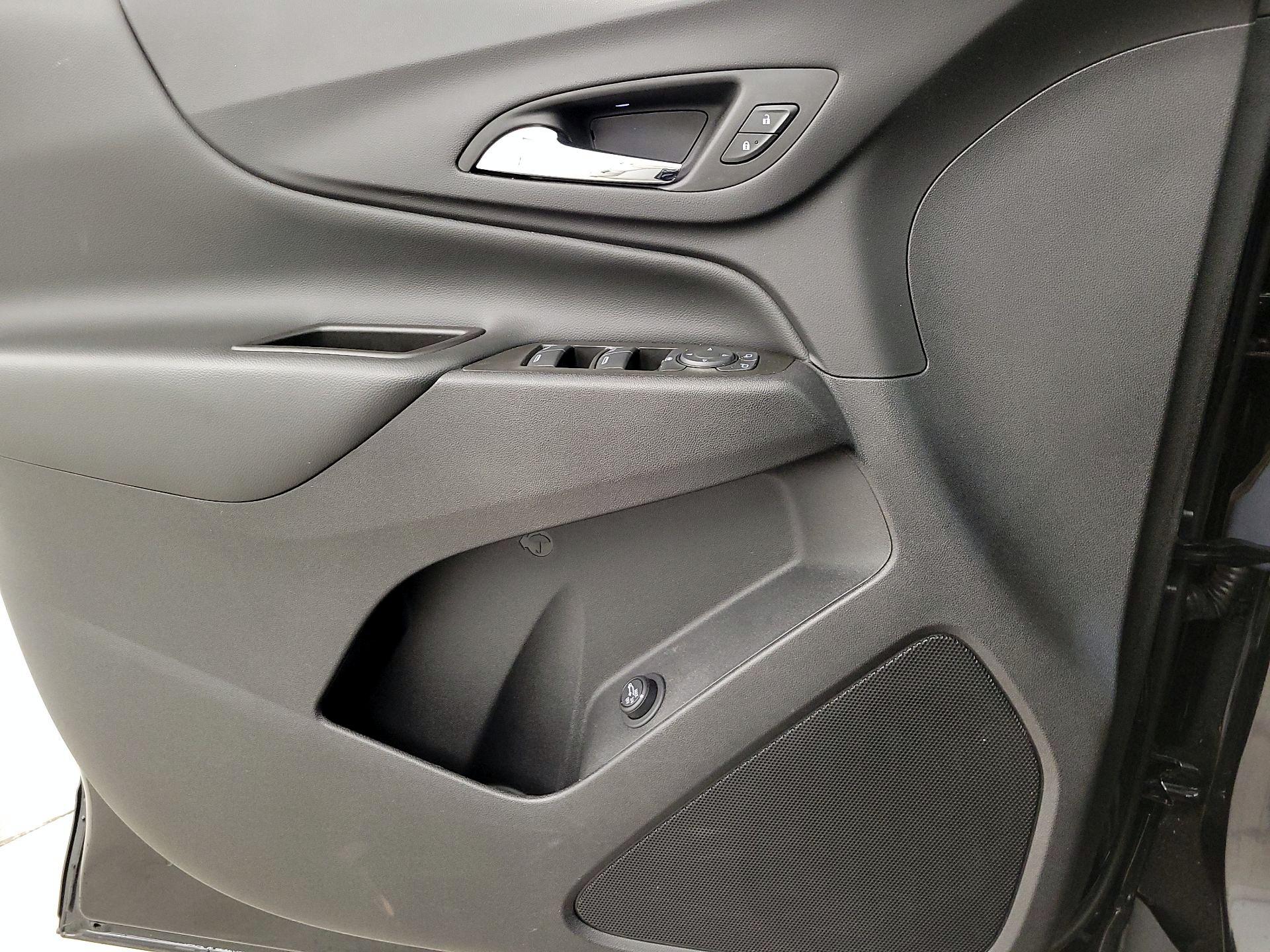 Thumbnail: 2023 Chevrolet Equinox - 12