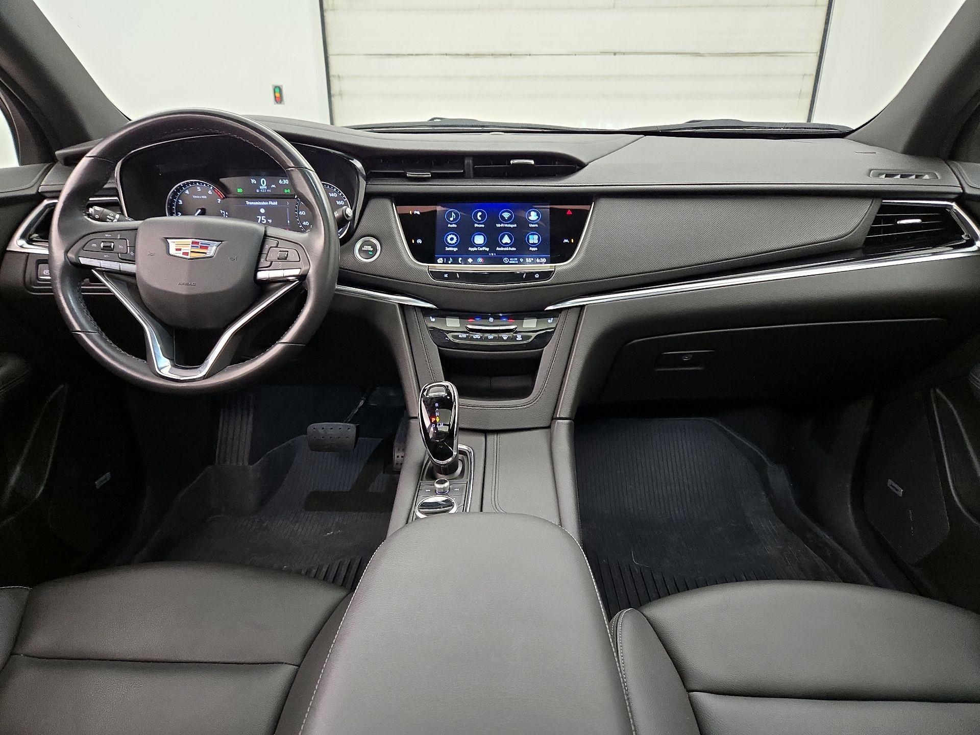 Thumbnail: 2023 Cadillac XT6 - 9