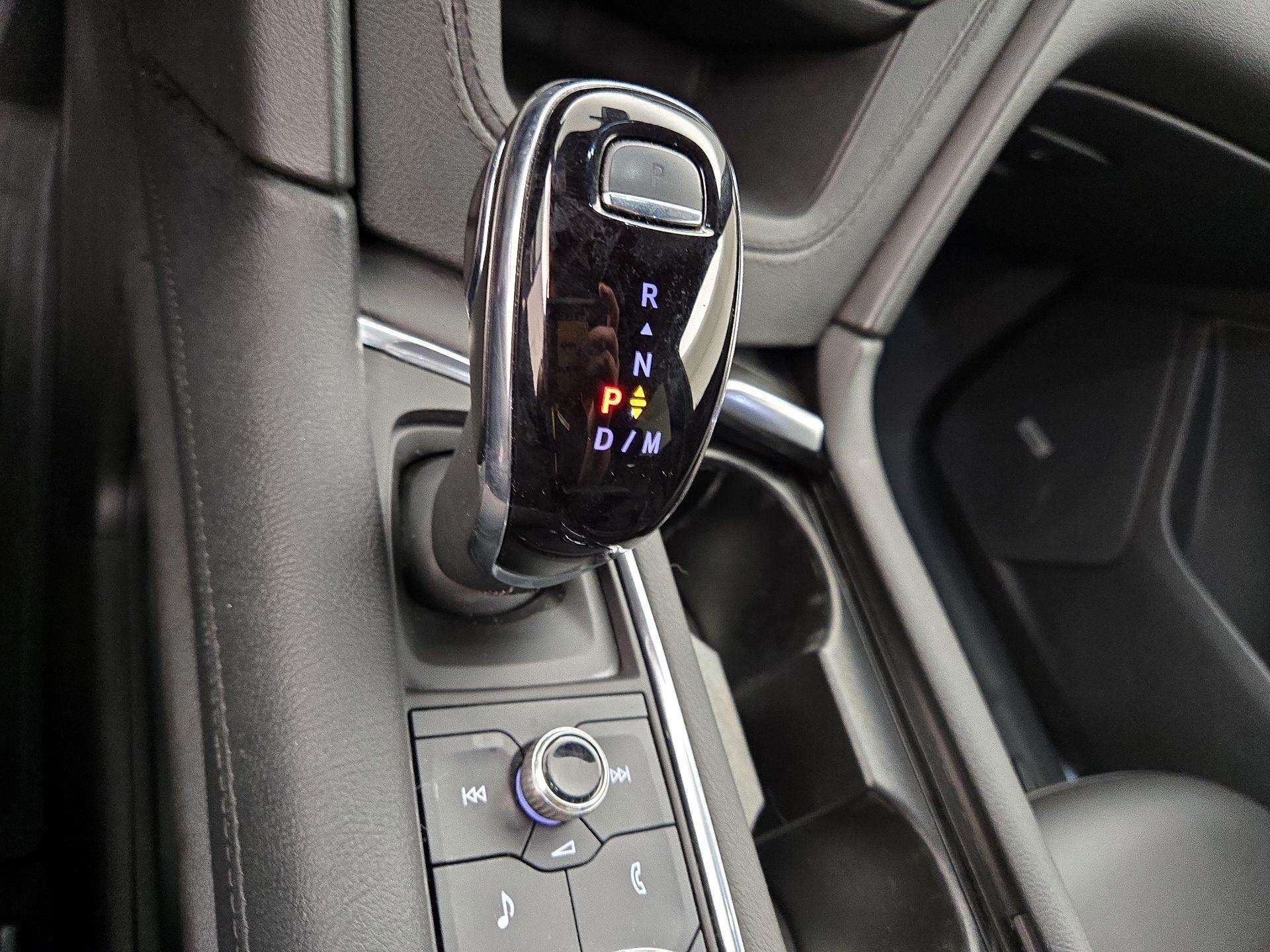 Thumbnail: 2023 Cadillac XT6 - 17