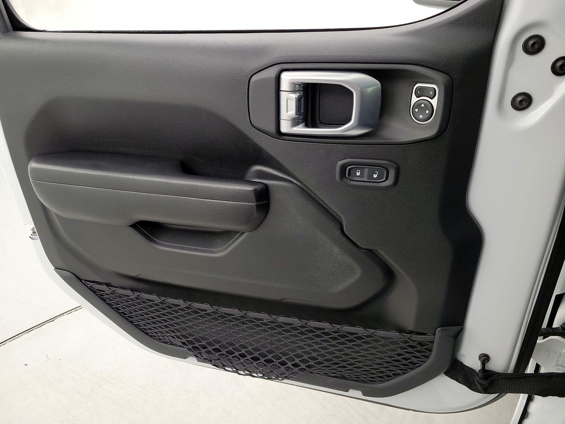 Thumbnail: 2021 Jeep Wrangler - 12