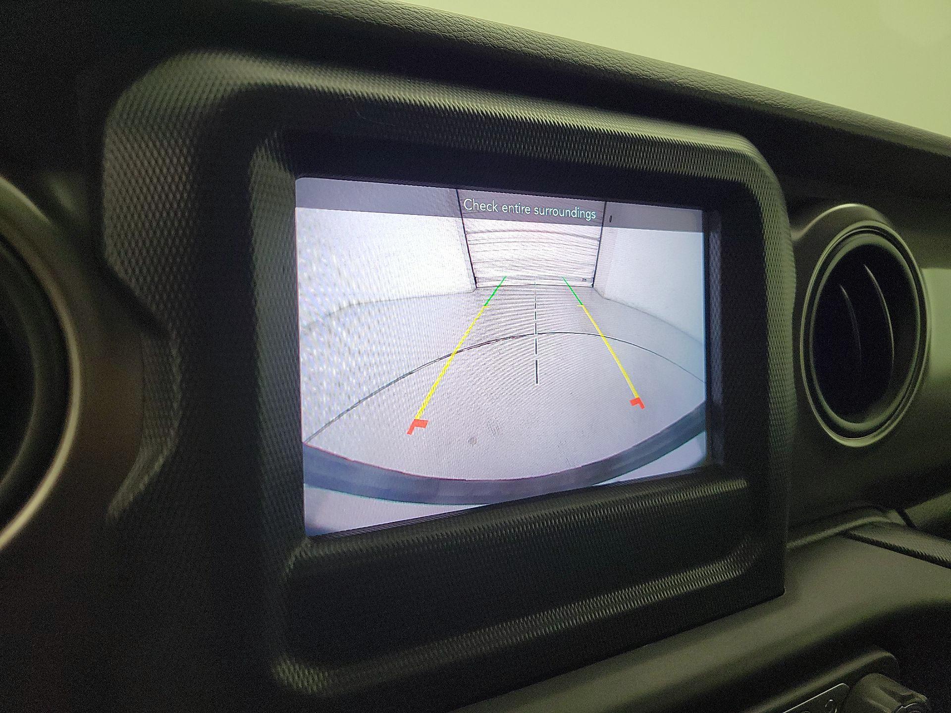 Thumbnail: 2021 Jeep Wrangler - 14