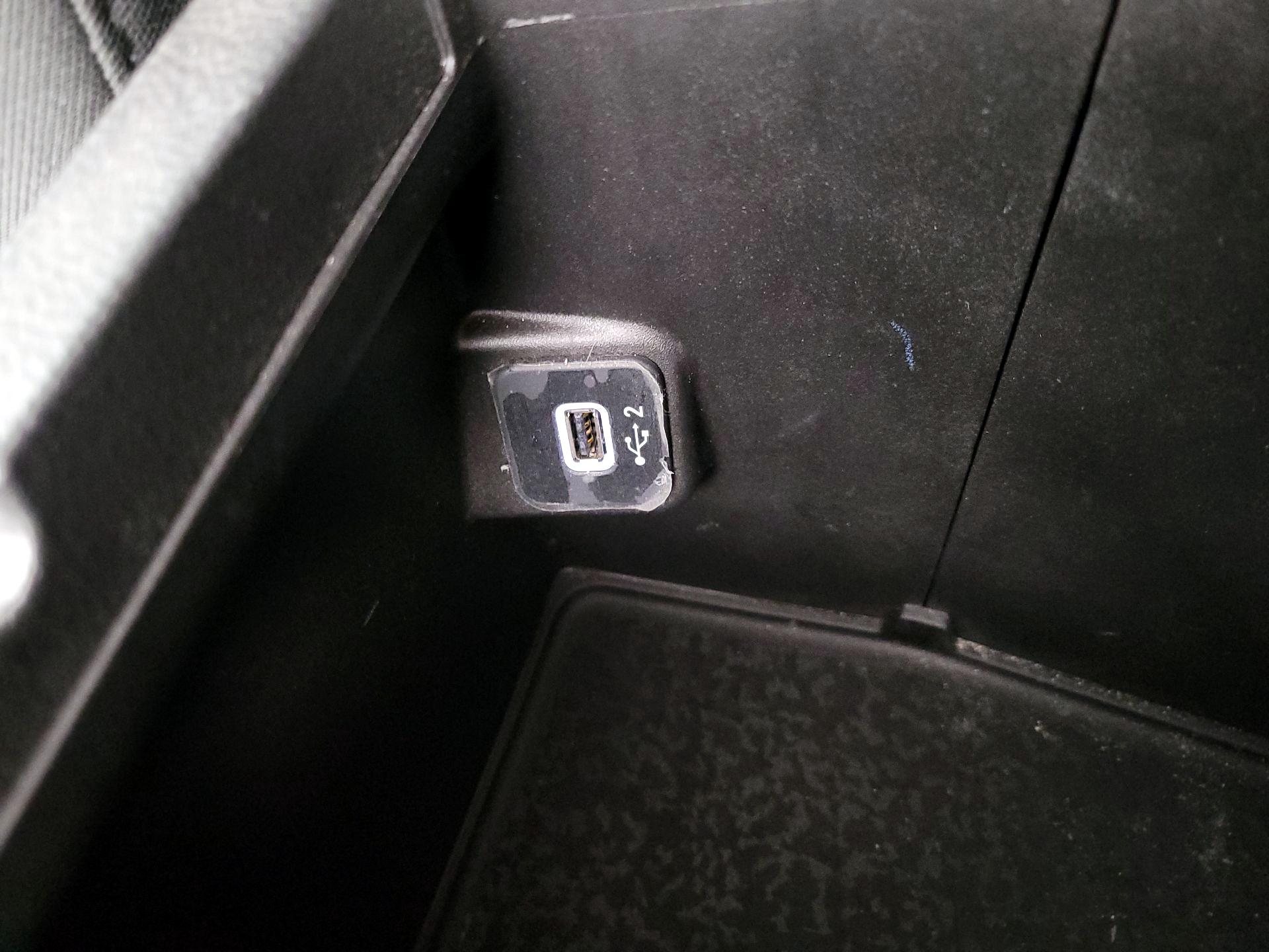 Thumbnail: 2021 Jeep Wrangler - 18