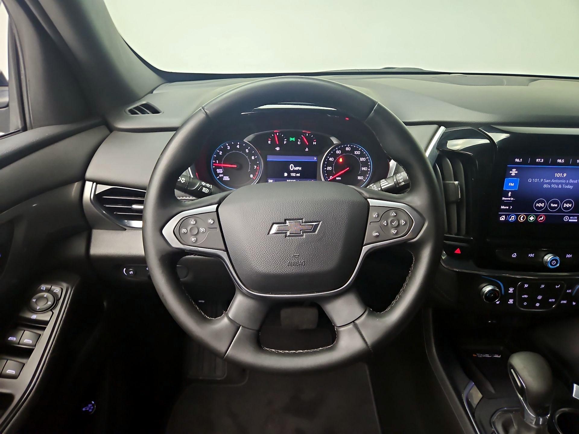 Thumbnail: 2023 Chevrolet Traverse - 10