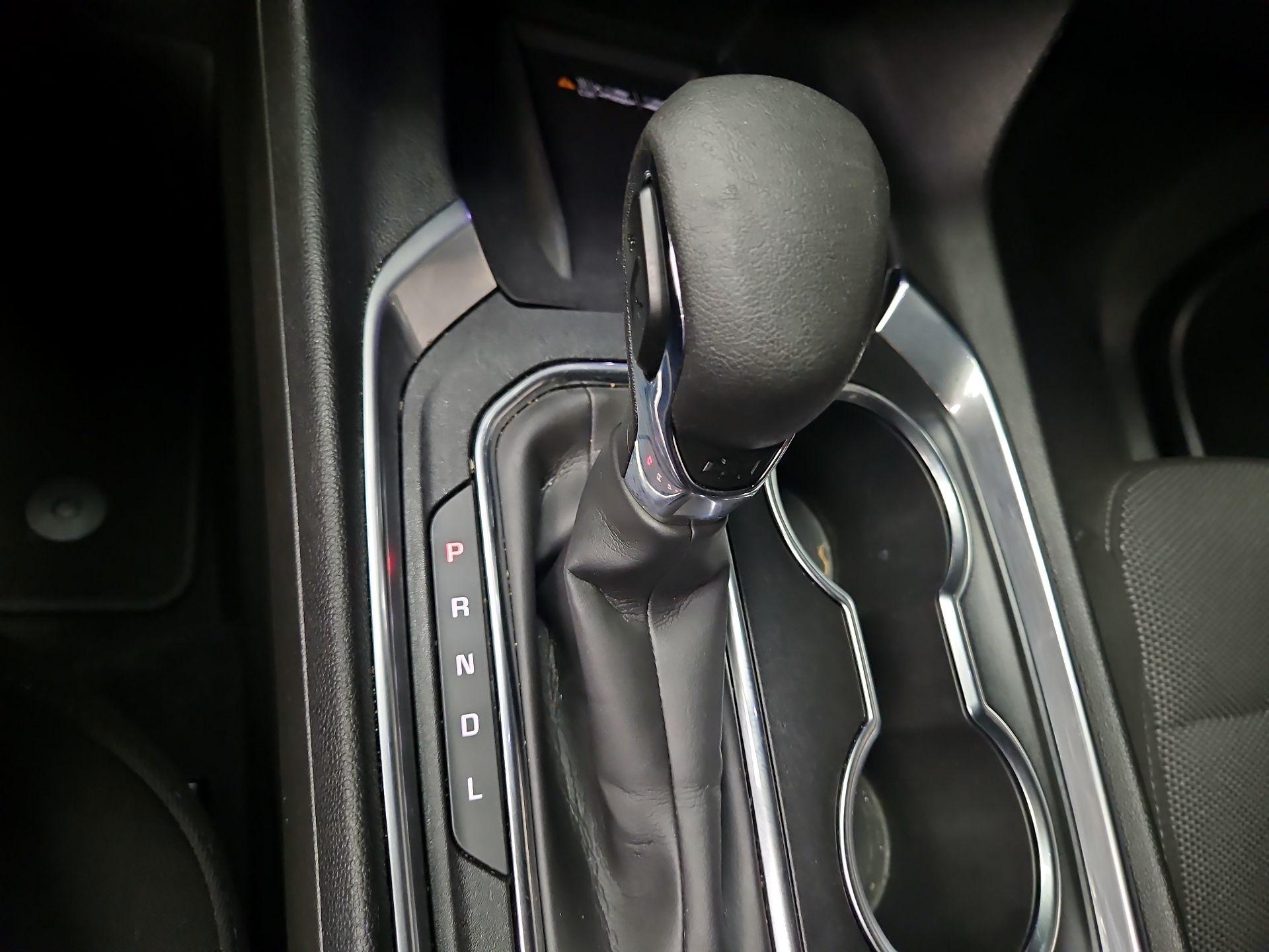 Thumbnail: 2023 Chevrolet Traverse - 17