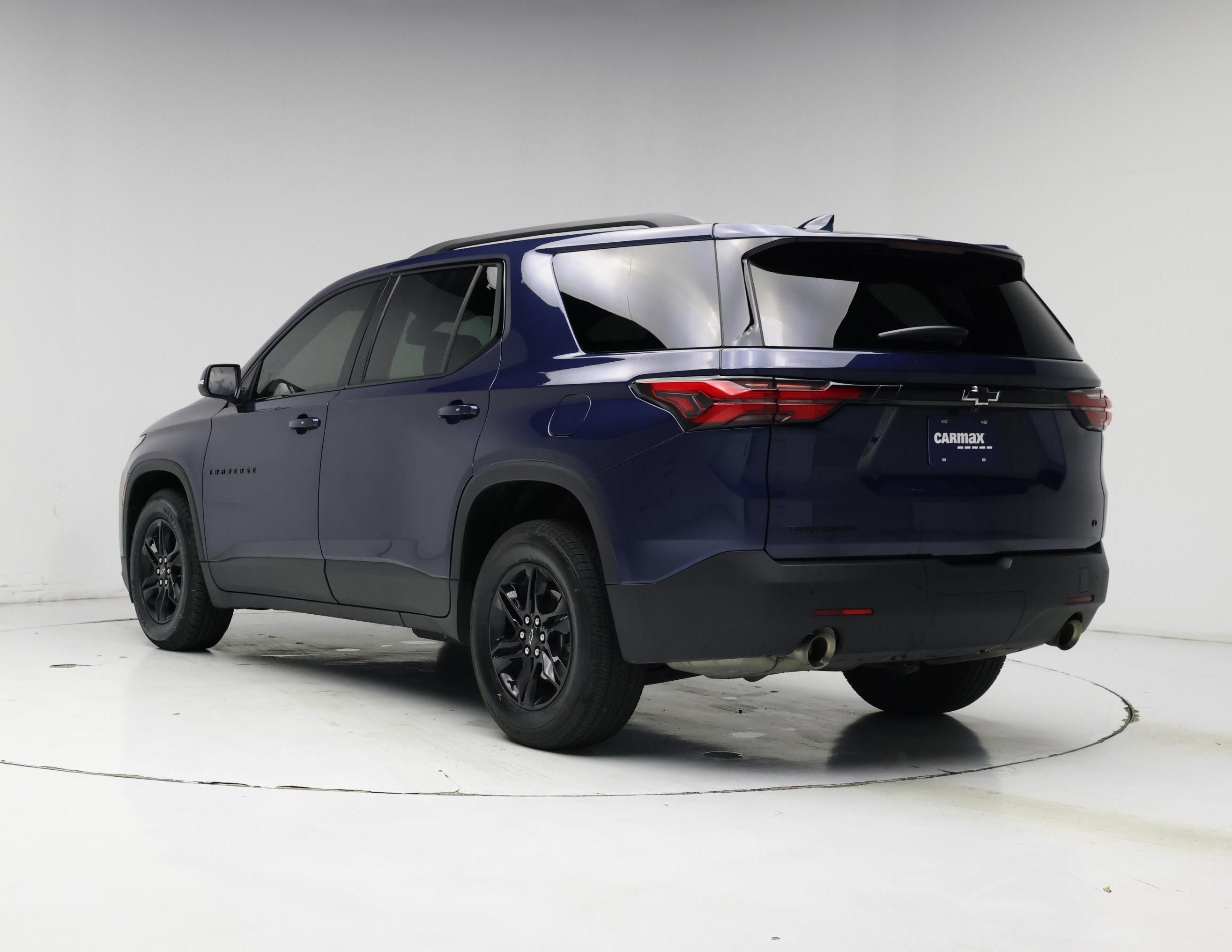 Thumbnail: 2023 Chevrolet Traverse - 2