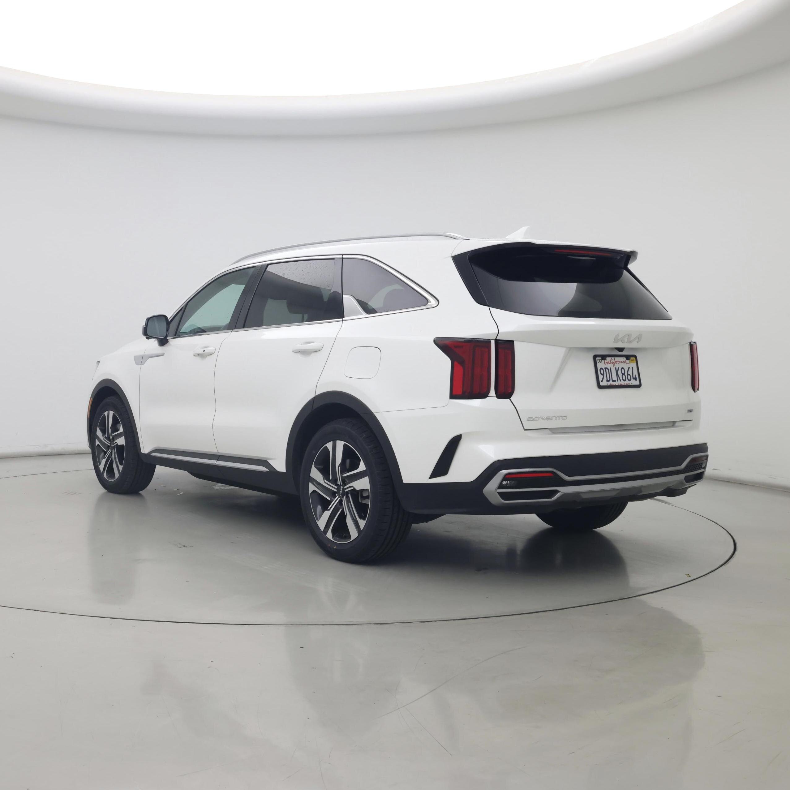 Thumbnail: 2023 Kia Sorento - 2