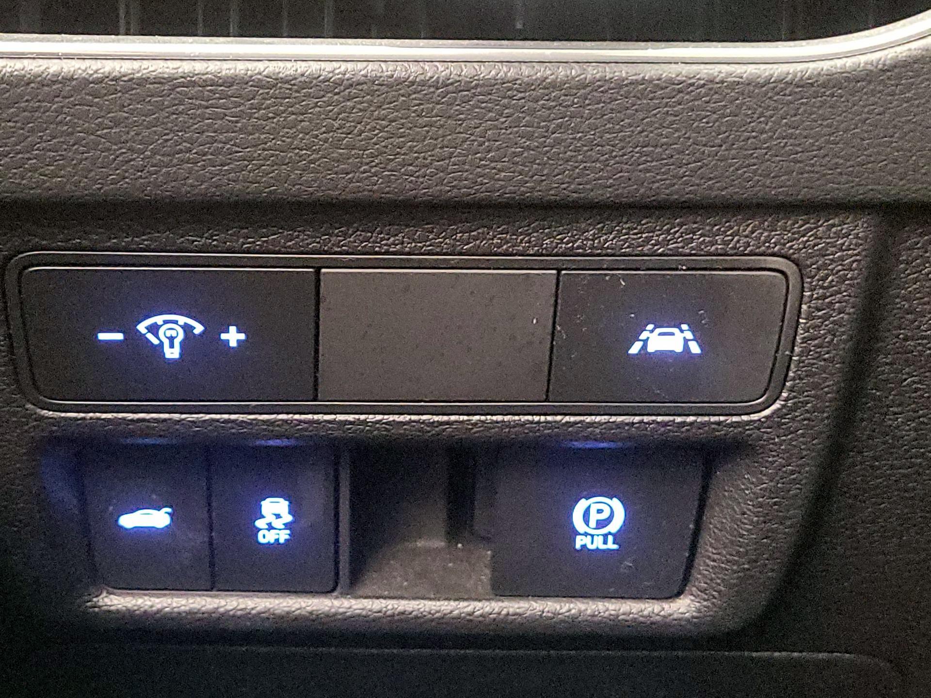 Thumbnail: 2022 Hyundai Sonata - 13