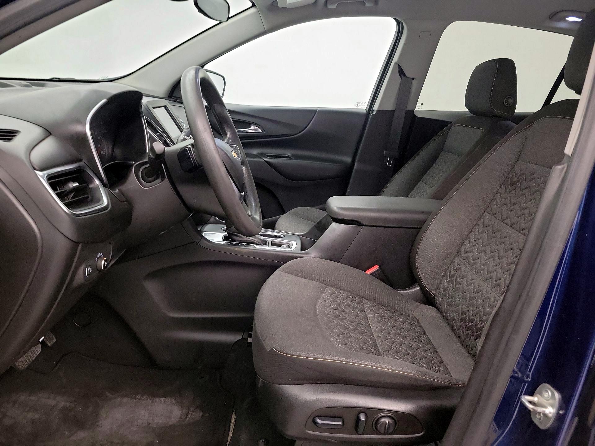 Thumbnail: 2022 Chevrolet Equinox - 11