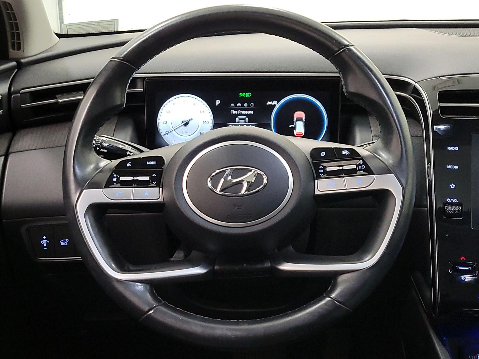 Thumbnail: 2022 Hyundai Tucson - 10