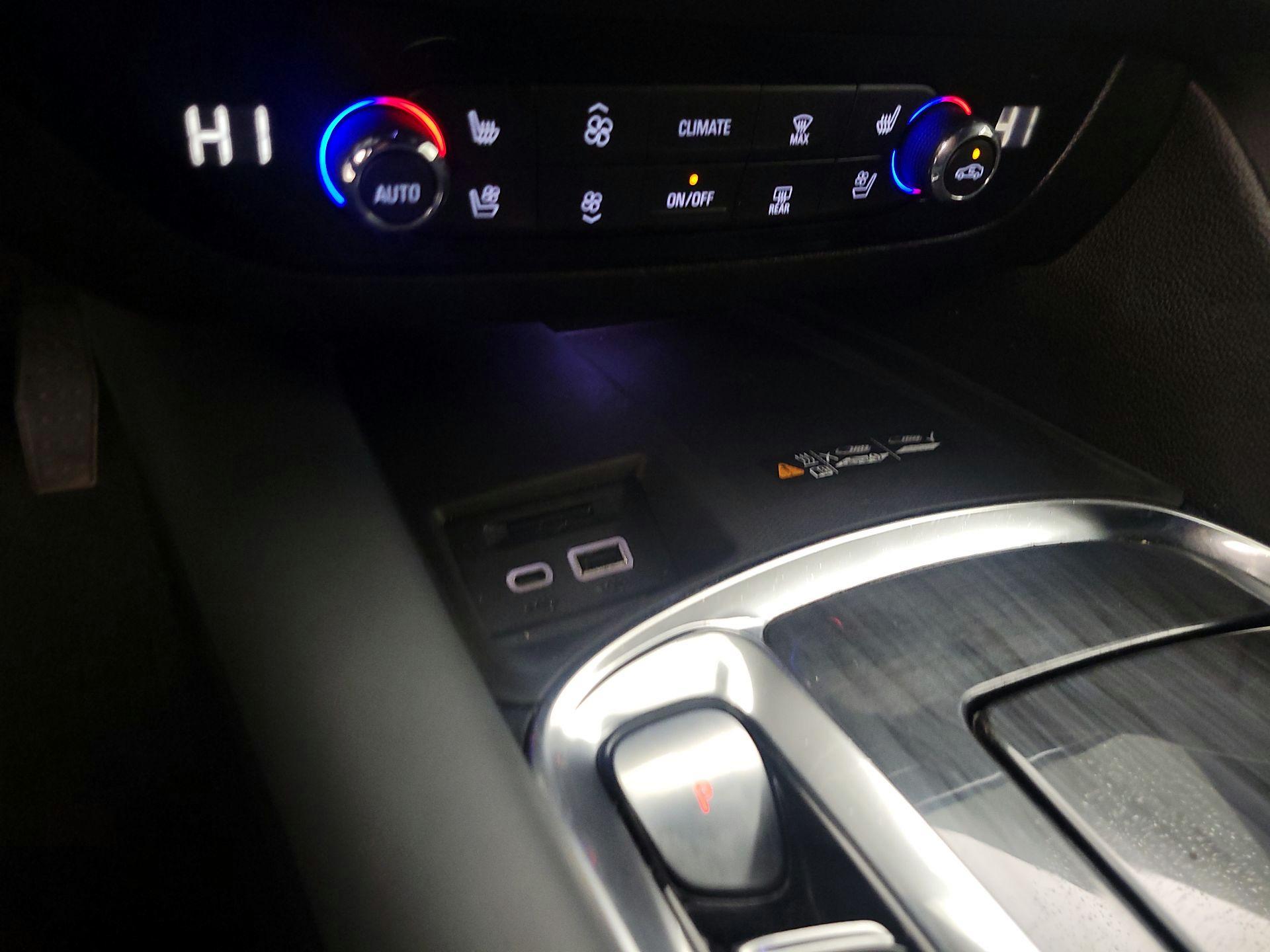 Thumbnail: 2022 Buick Enclave - 16