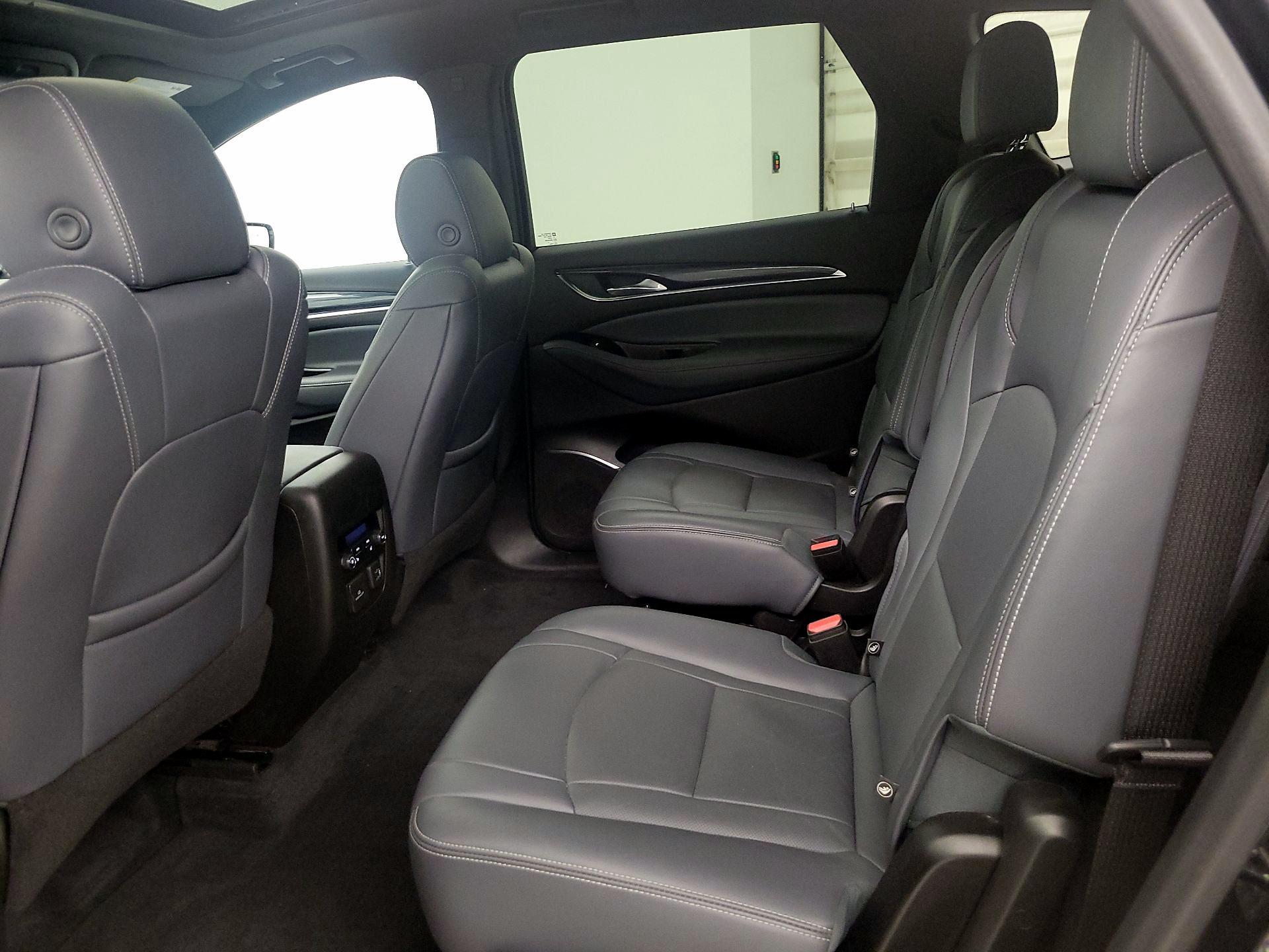 Thumbnail: 2022 Buick Enclave - 20