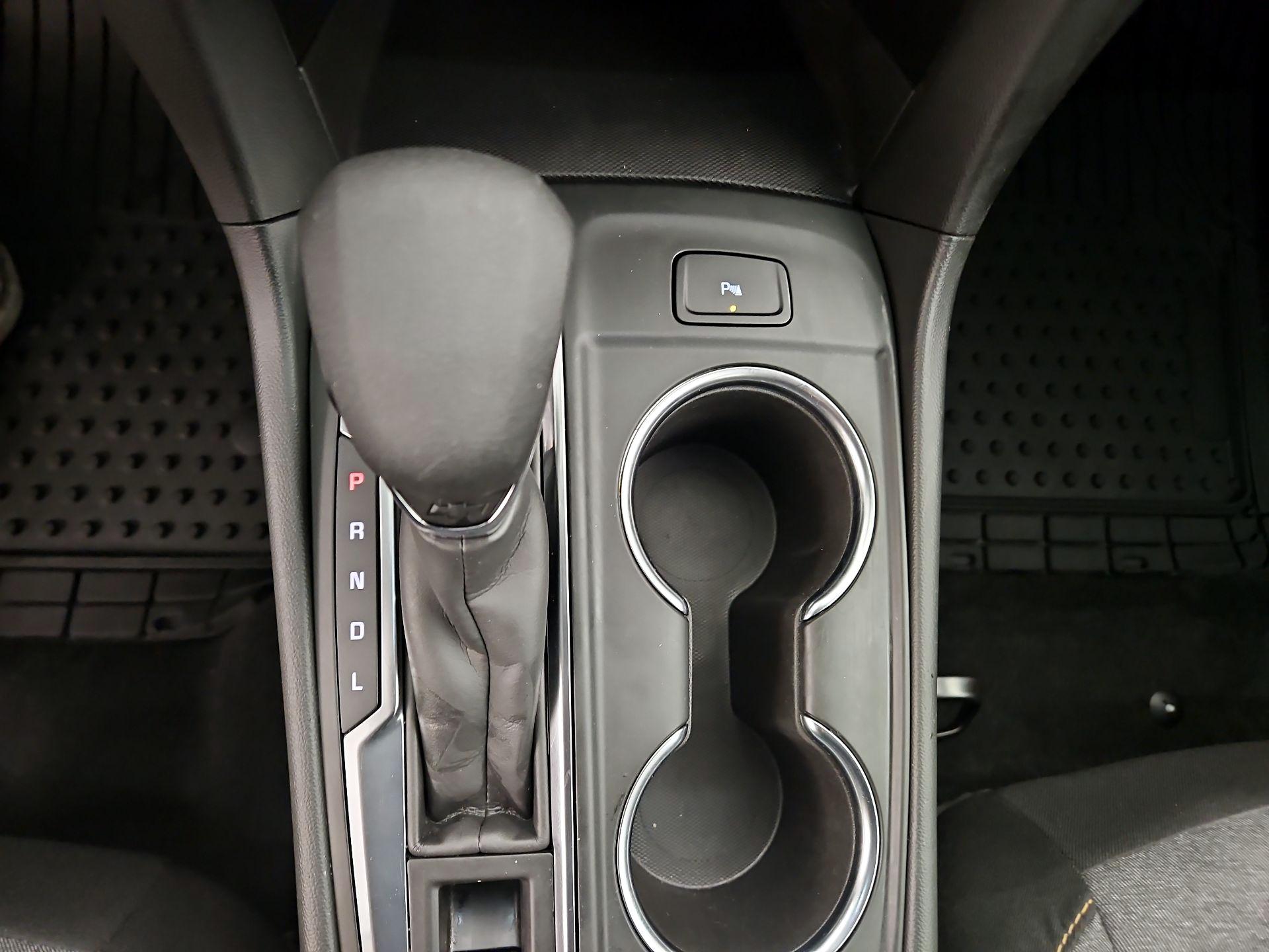 Thumbnail: 2022 Chevrolet Equinox - 17