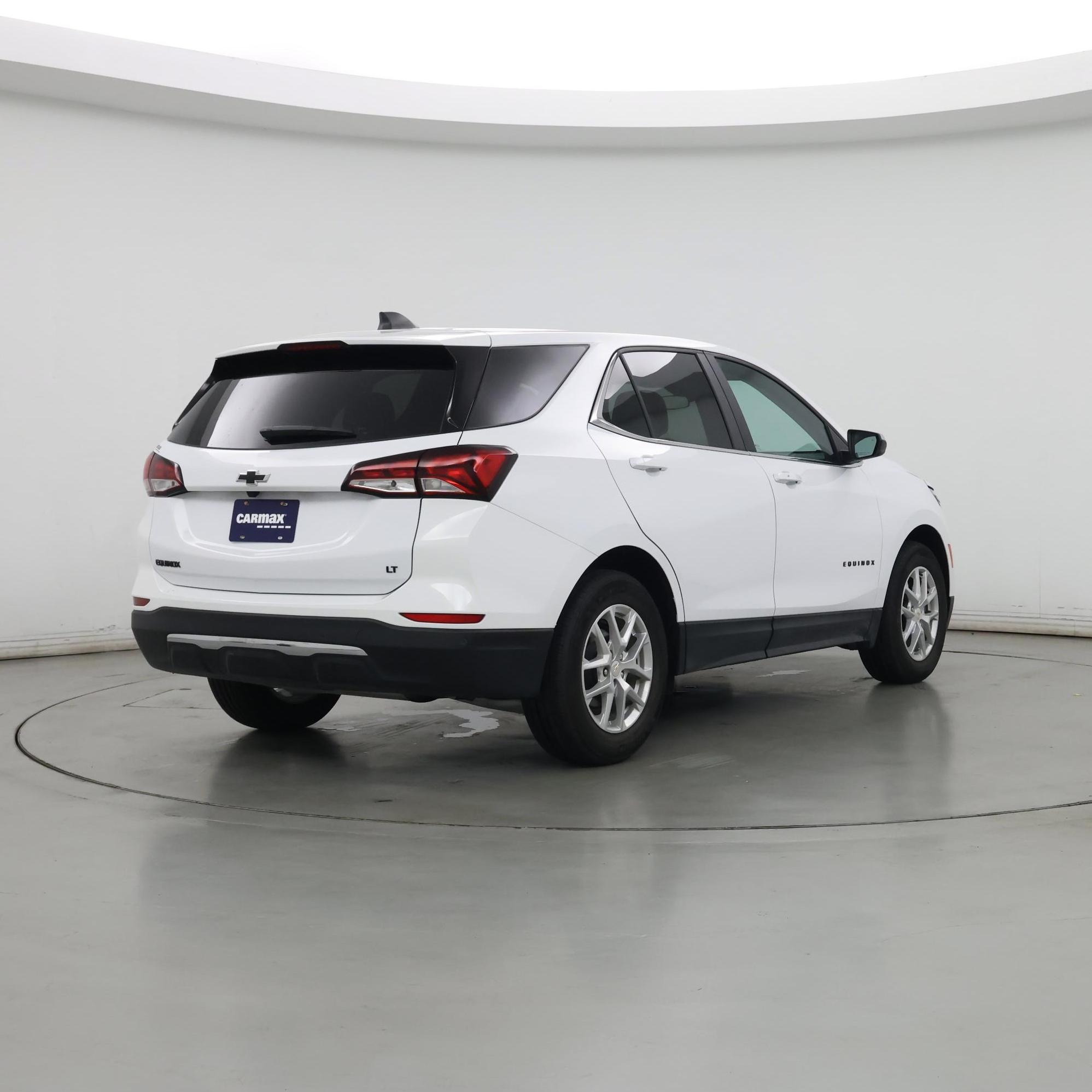 Thumbnail: 2022 Chevrolet Equinox - 8