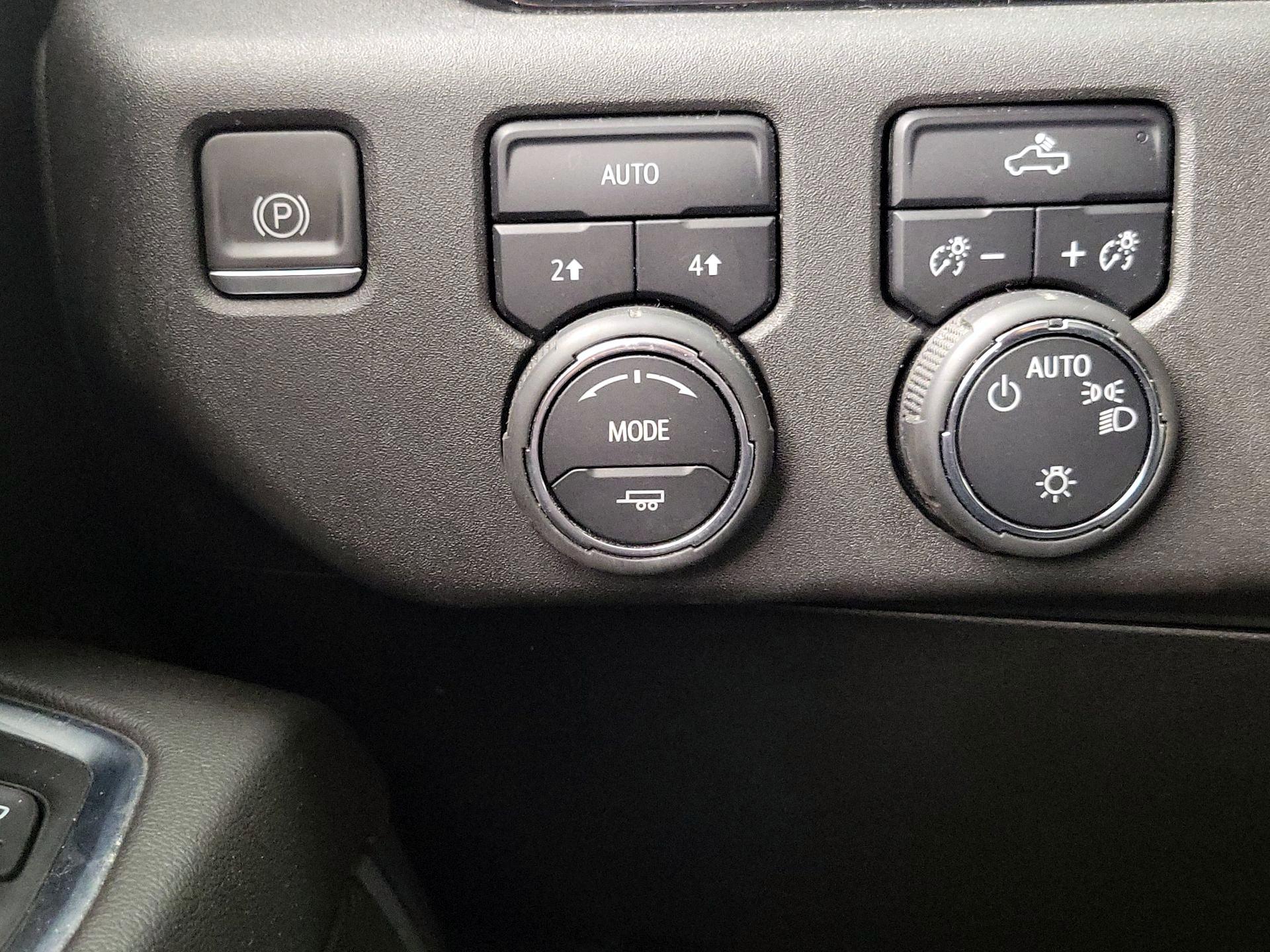 Thumbnail: 2022 Chevrolet Silverado 1500 - 13