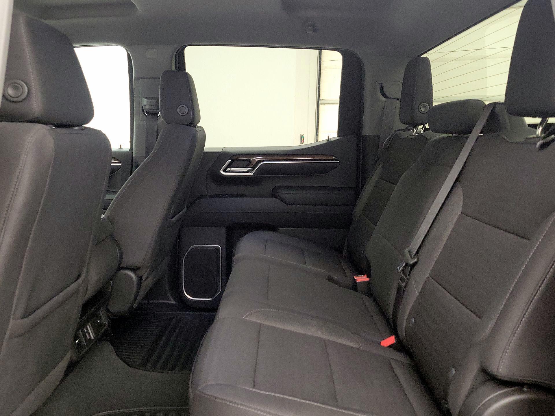 Thumbnail: 2022 Chevrolet Silverado 1500 - 19