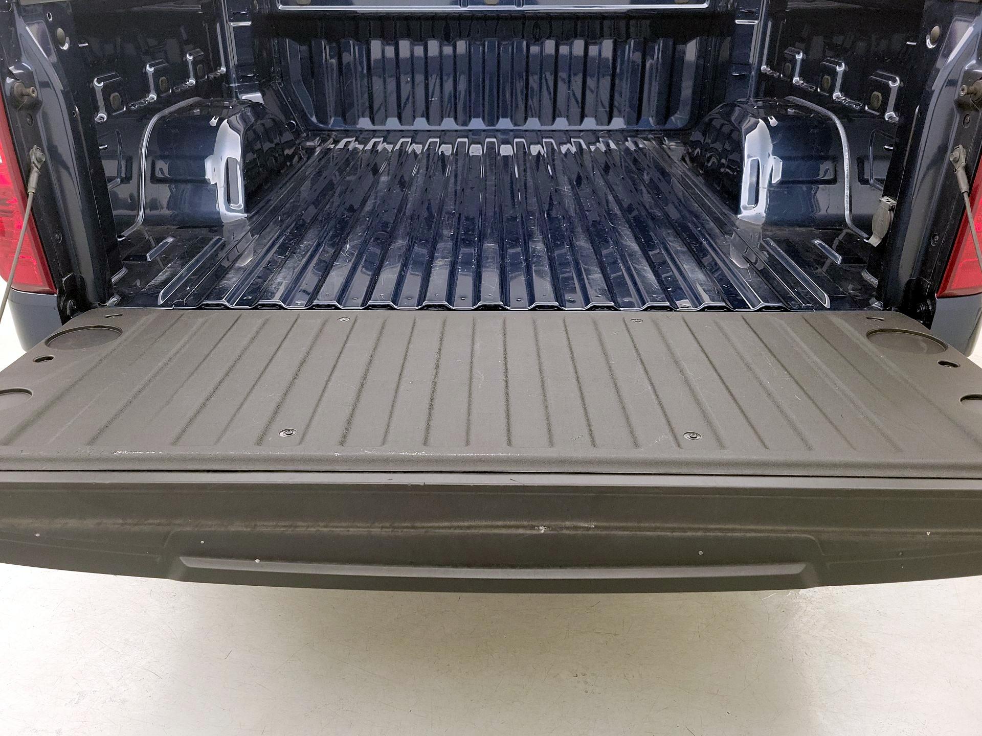 Thumbnail: 2022 Chevrolet Silverado 1500 - 20