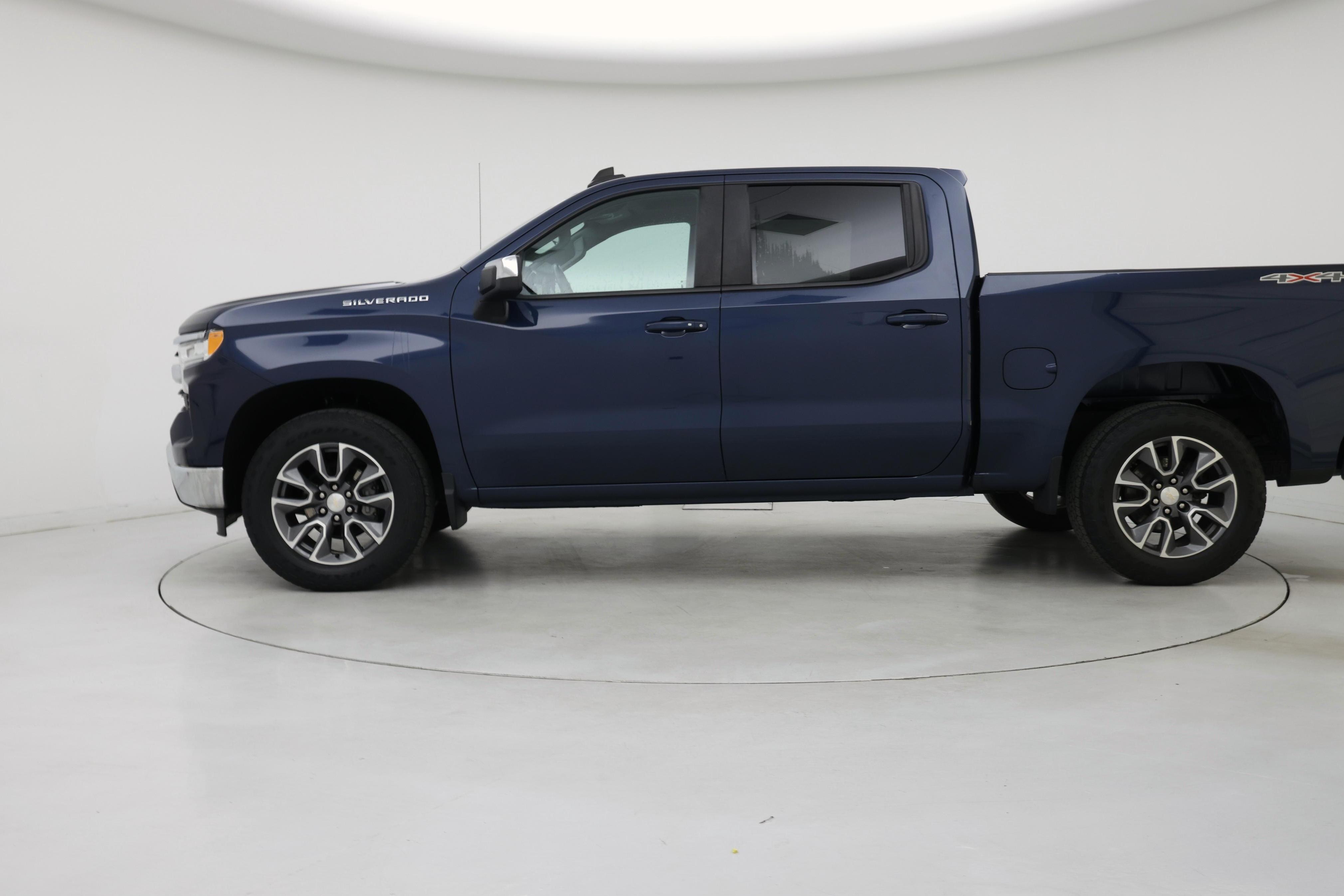 Thumbnail: 2022 Chevrolet Silverado 1500 - 3