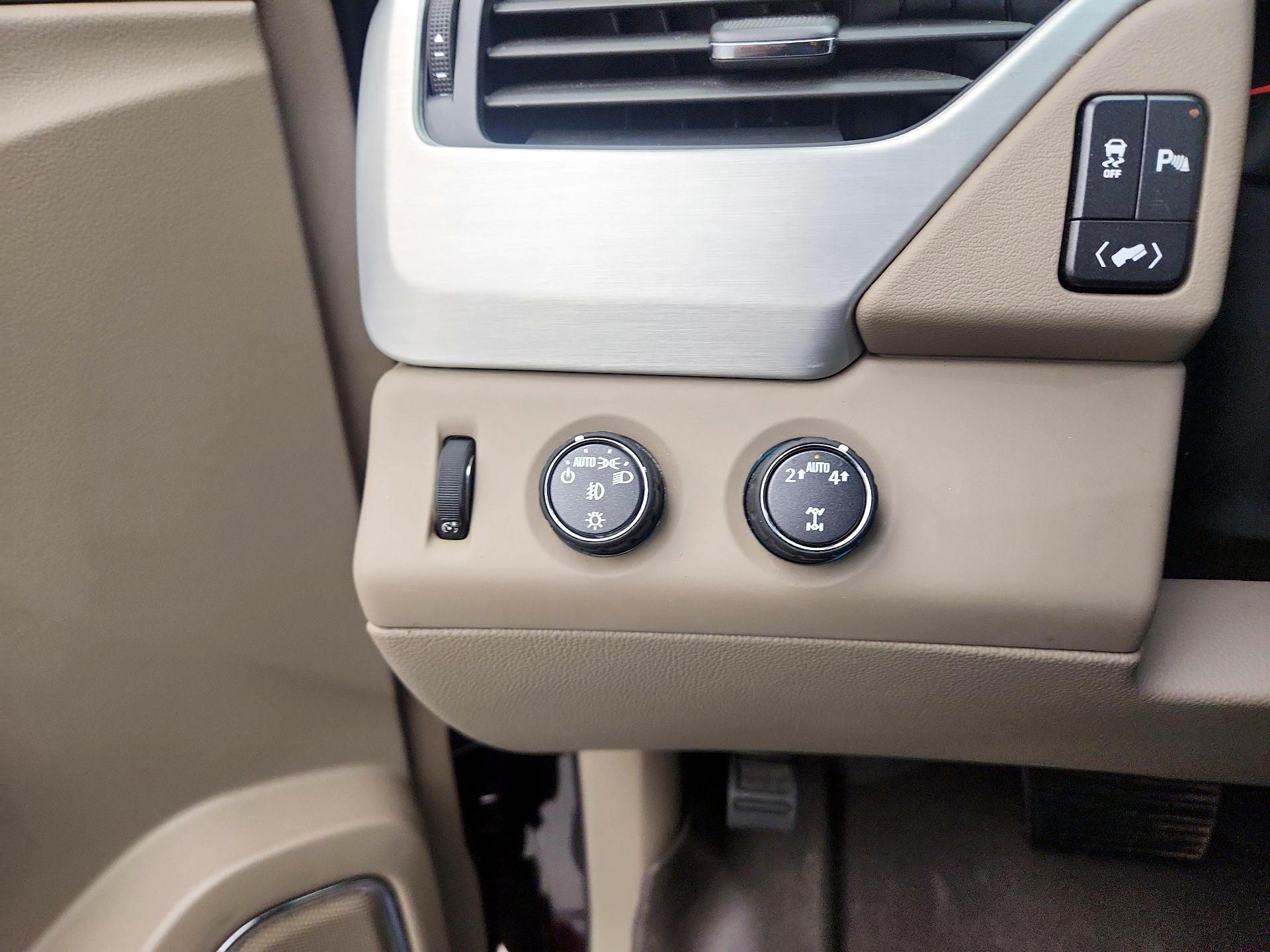 Thumbnail: 2017 GMC Yukon - 13