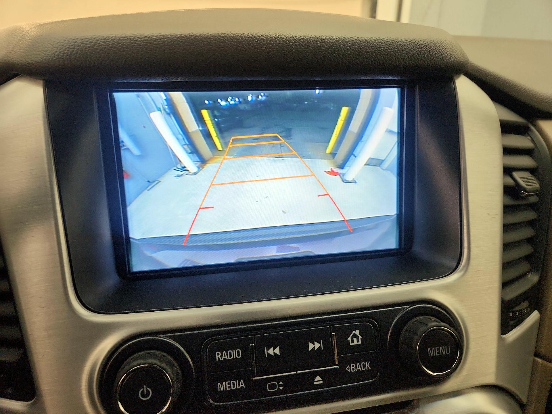 Thumbnail: 2017 GMC Yukon - 14