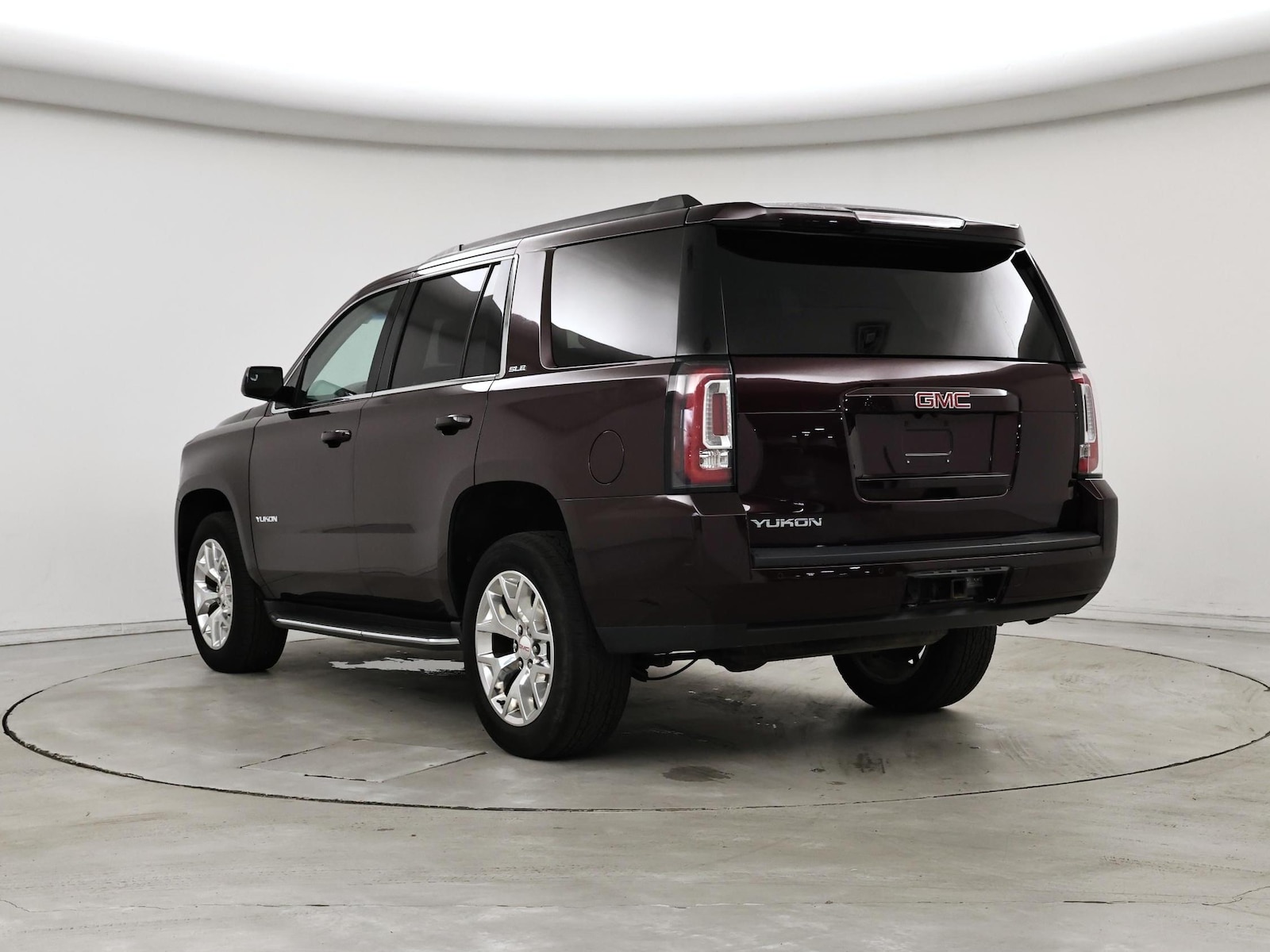 Image of 2017 GMC Yukon SLE