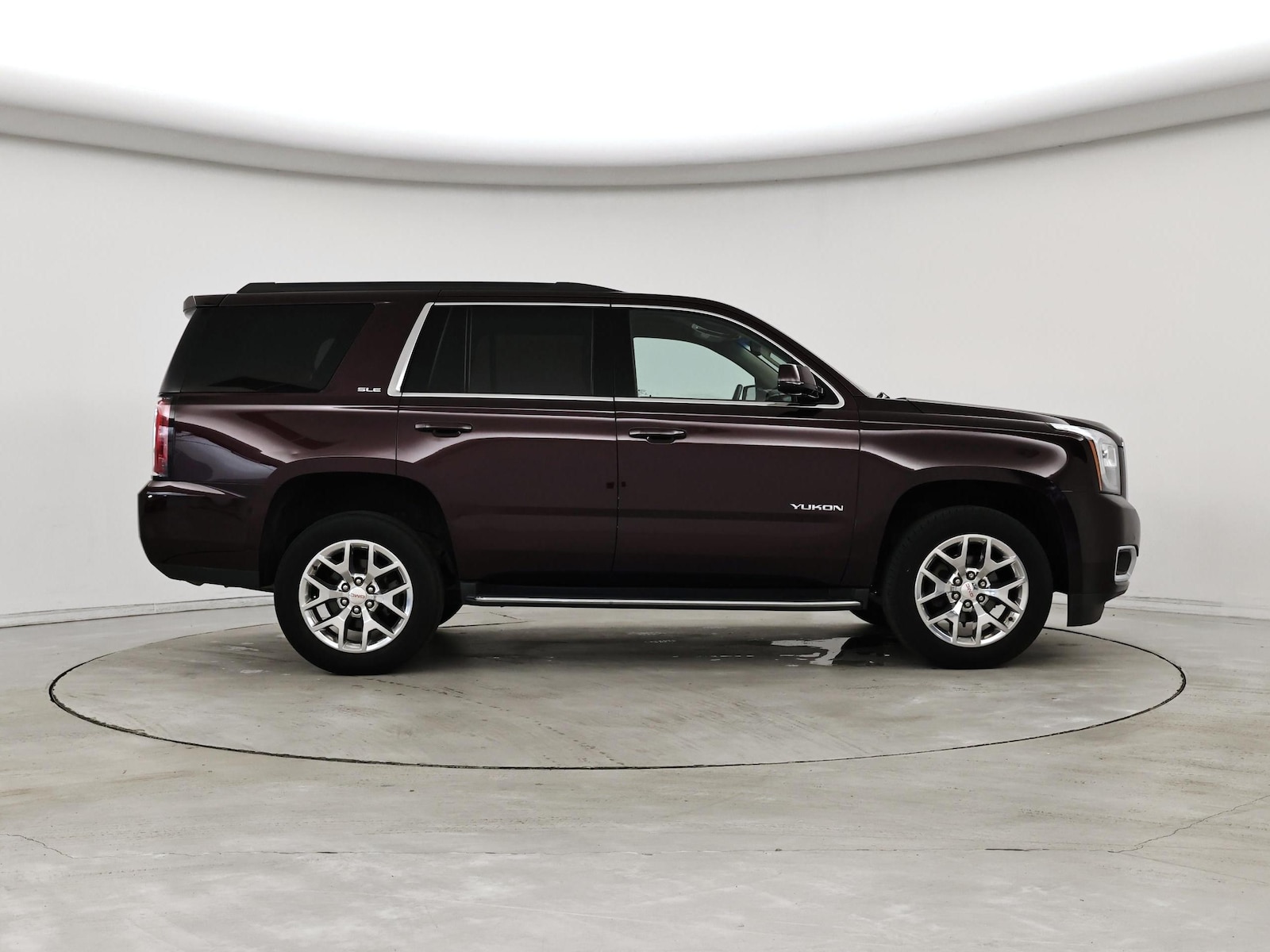 Image of 2017 GMC Yukon SLE