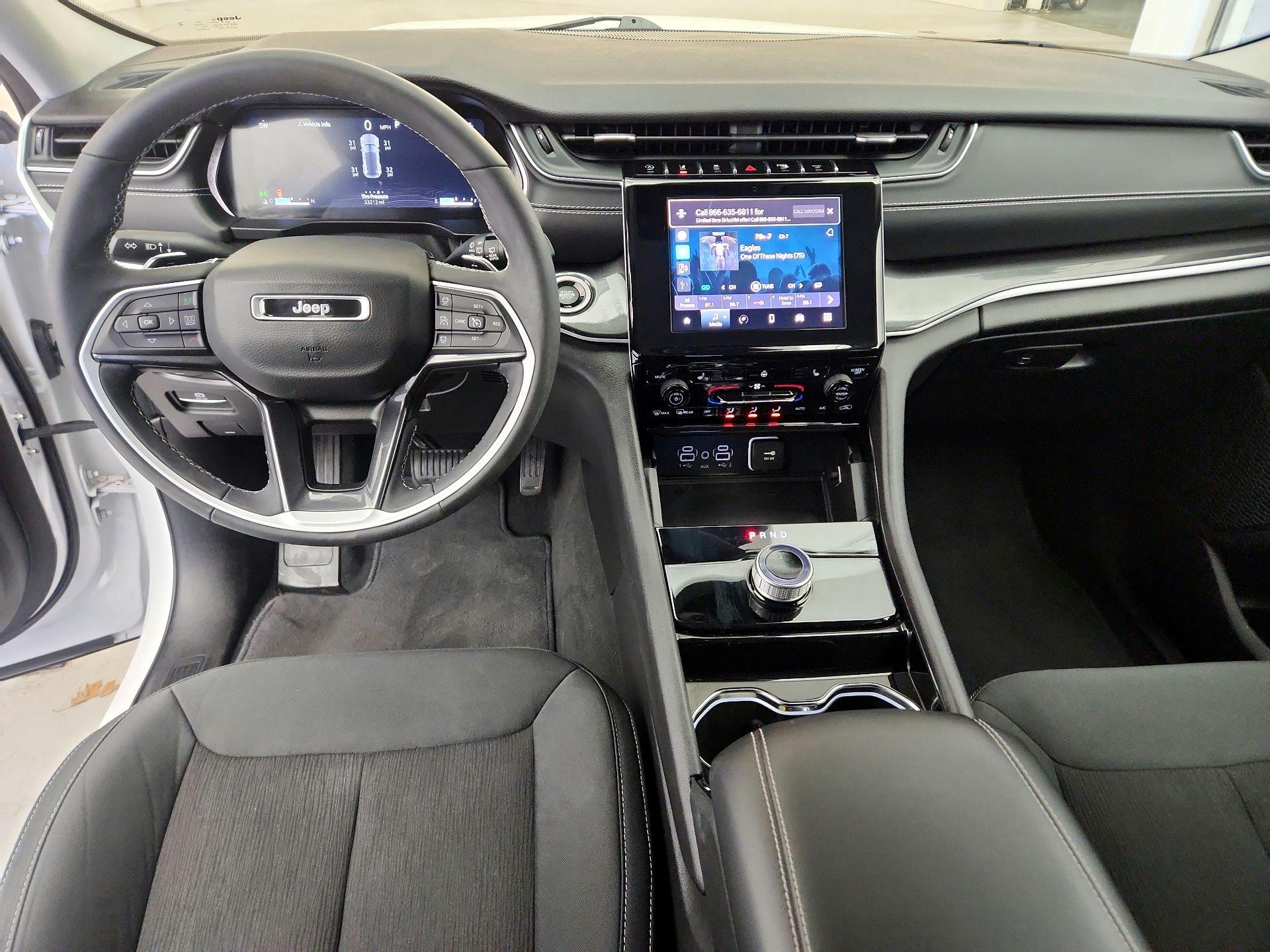 Thumbnail: 2023 Jeep Grand Cherokee - 9