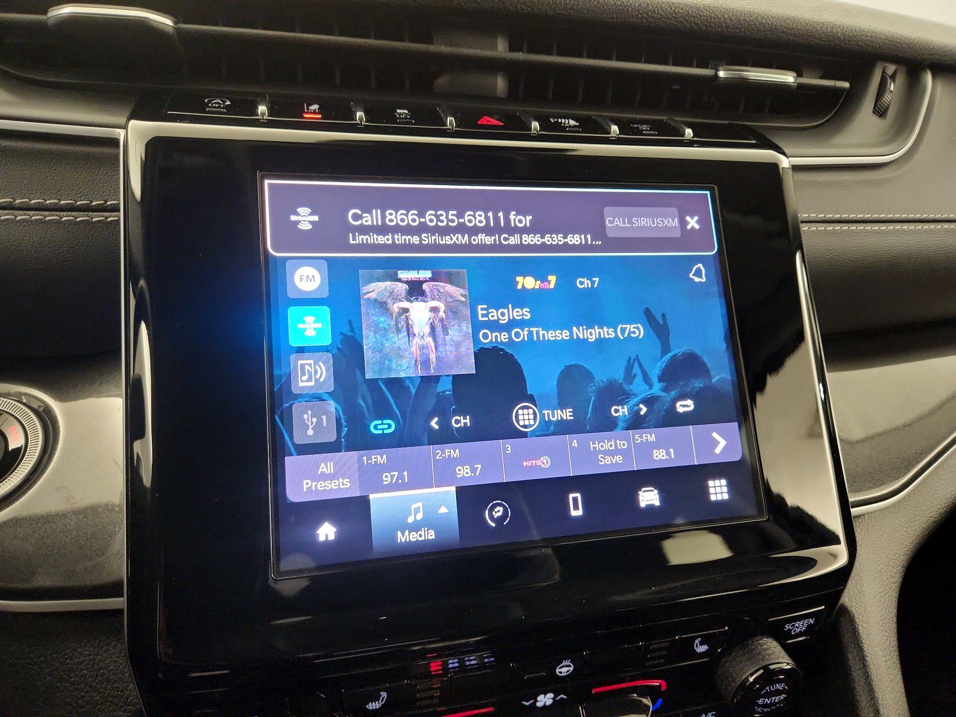 Thumbnail: 2023 Jeep Grand Cherokee - 15