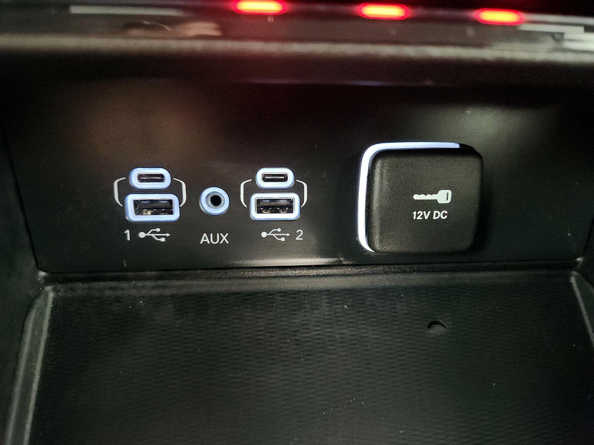 Thumbnail: 2023 Jeep Grand Cherokee - 18