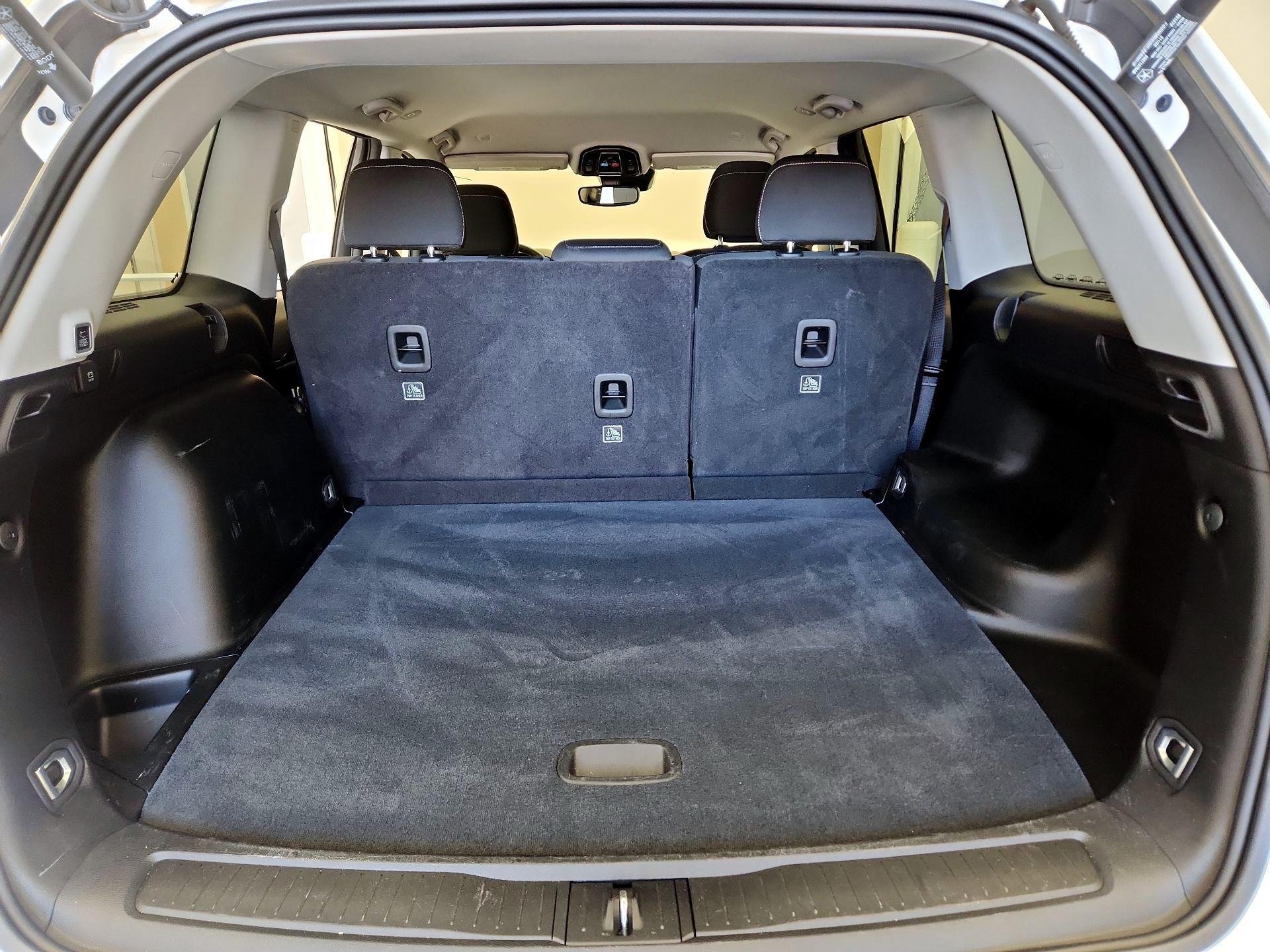 Thumbnail: 2023 Jeep Grand Cherokee - 20