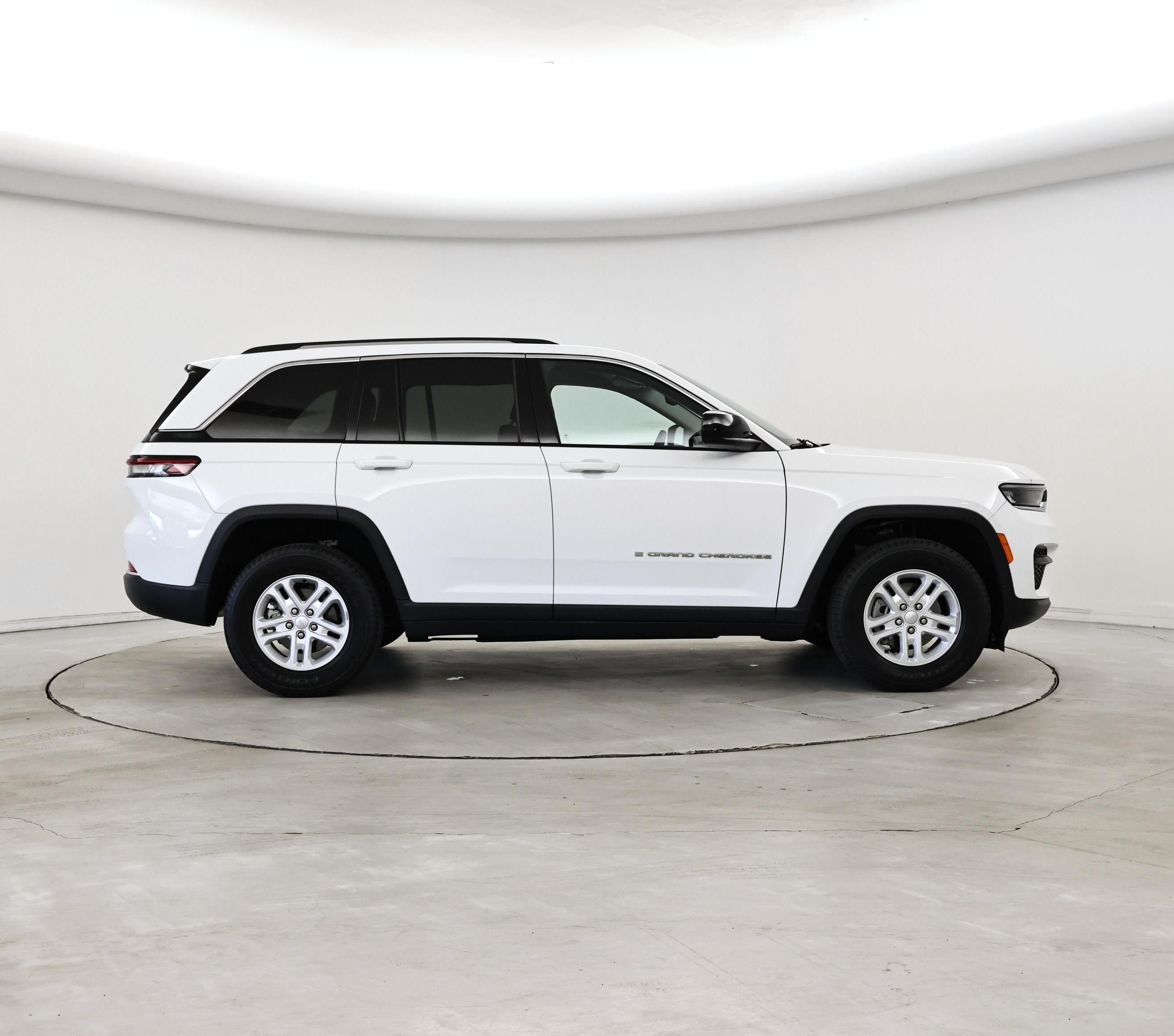 Thumbnail: 2023 Jeep Grand Cherokee - 7