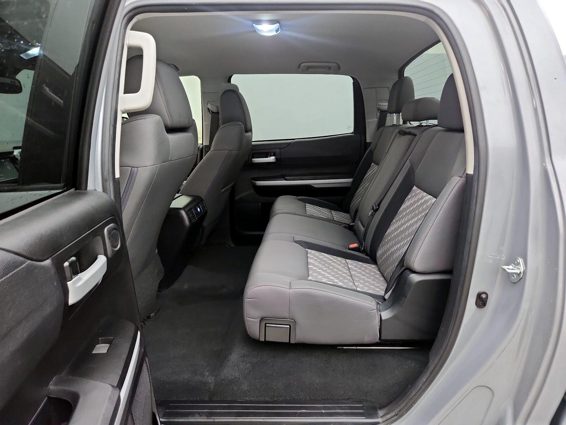 Thumbnail: 2021 Toyota Tundra - 19