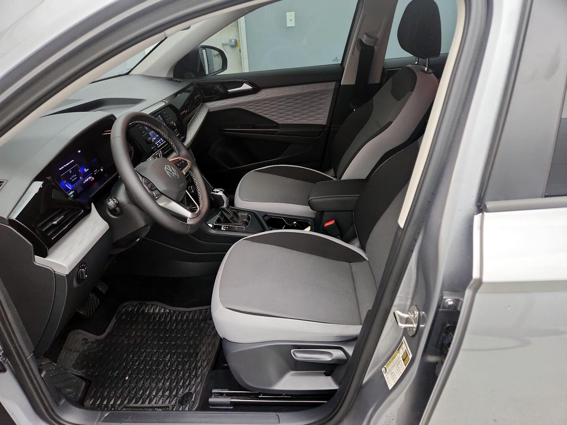 Thumbnail: 2024 Volkswagen Taos - 11