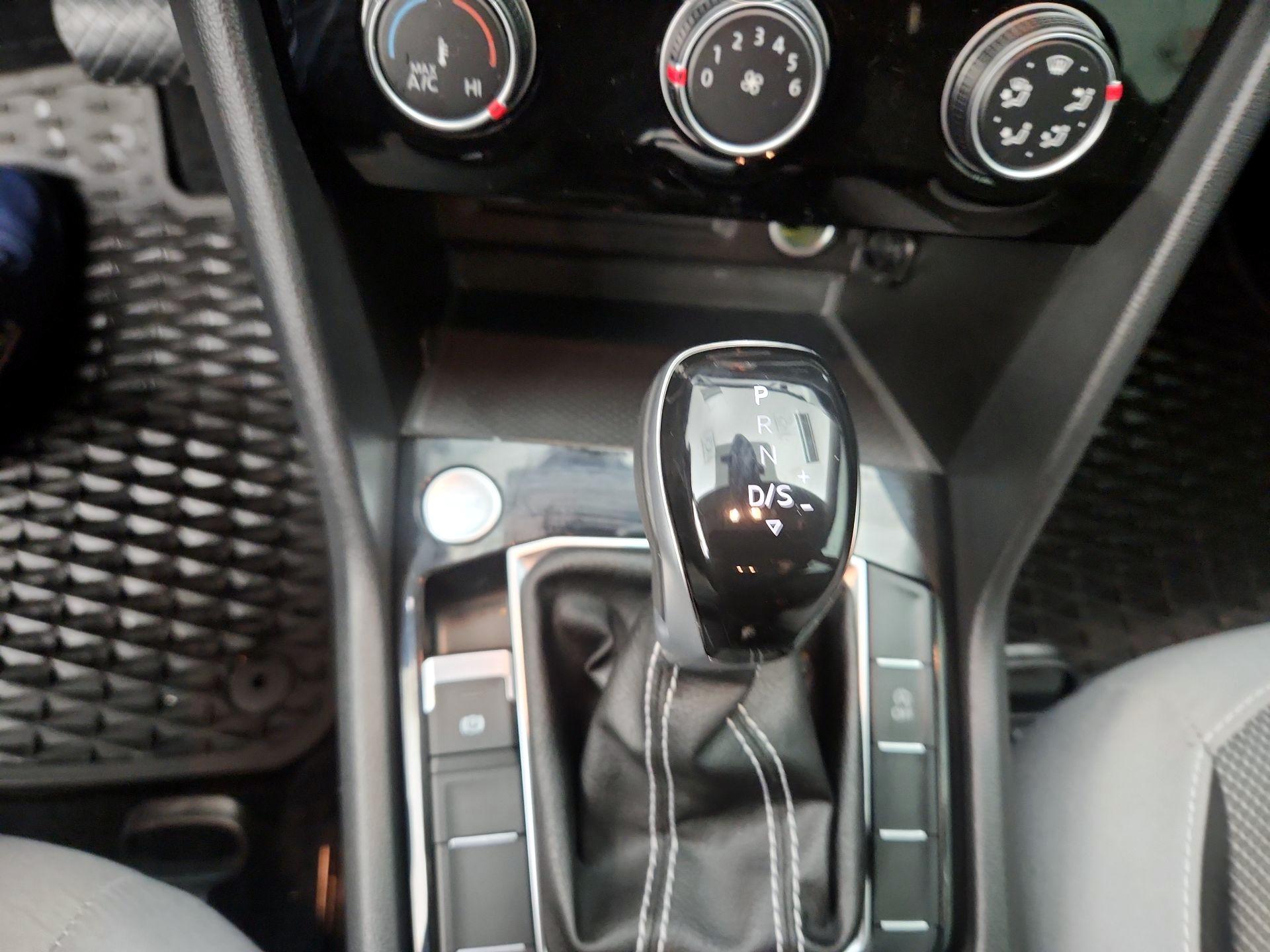 Thumbnail: 2024 Volkswagen Taos - 17