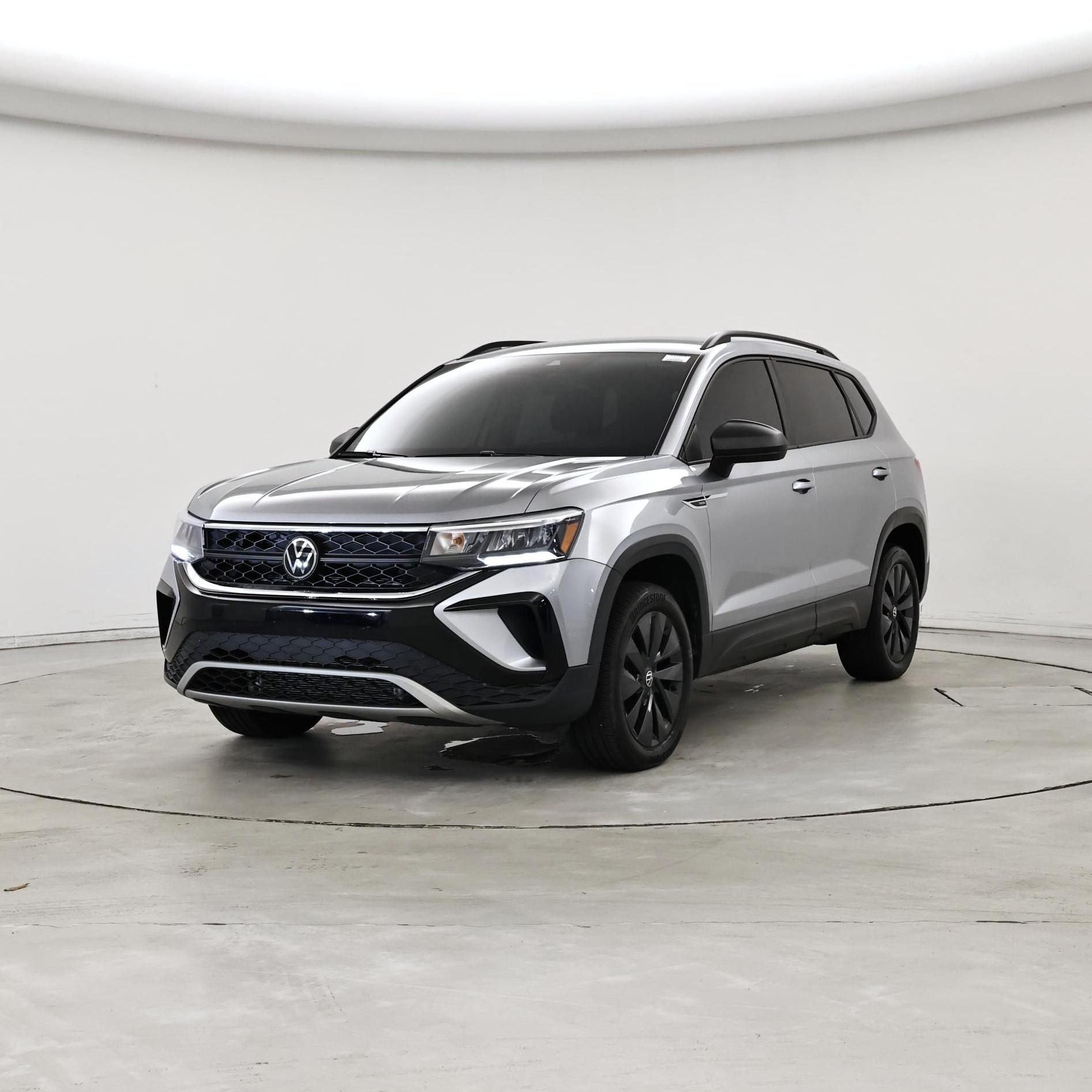 Thumbnail: 2024 Volkswagen Taos - 4