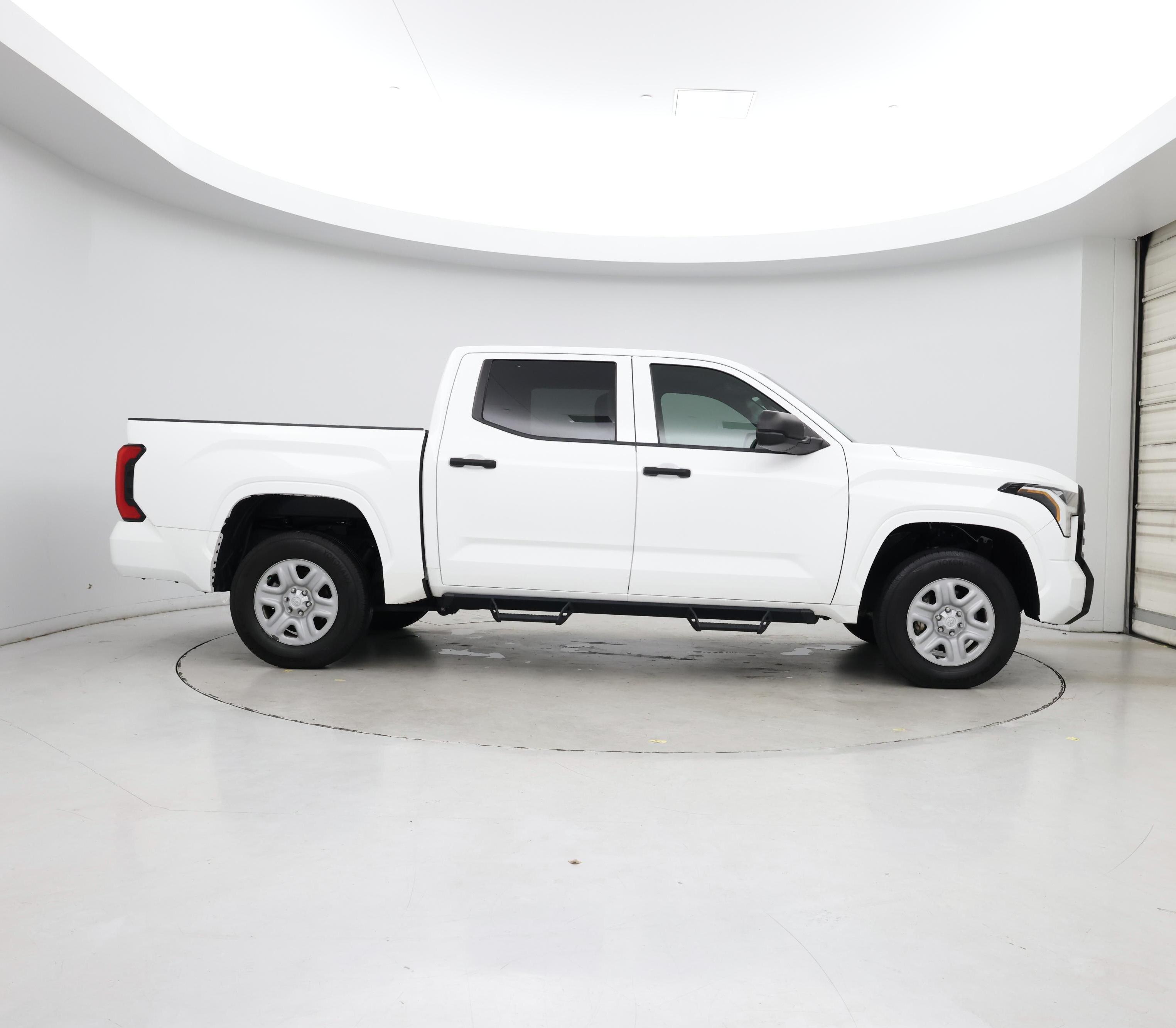 Thumbnail: 2022 Toyota Tundra - 7