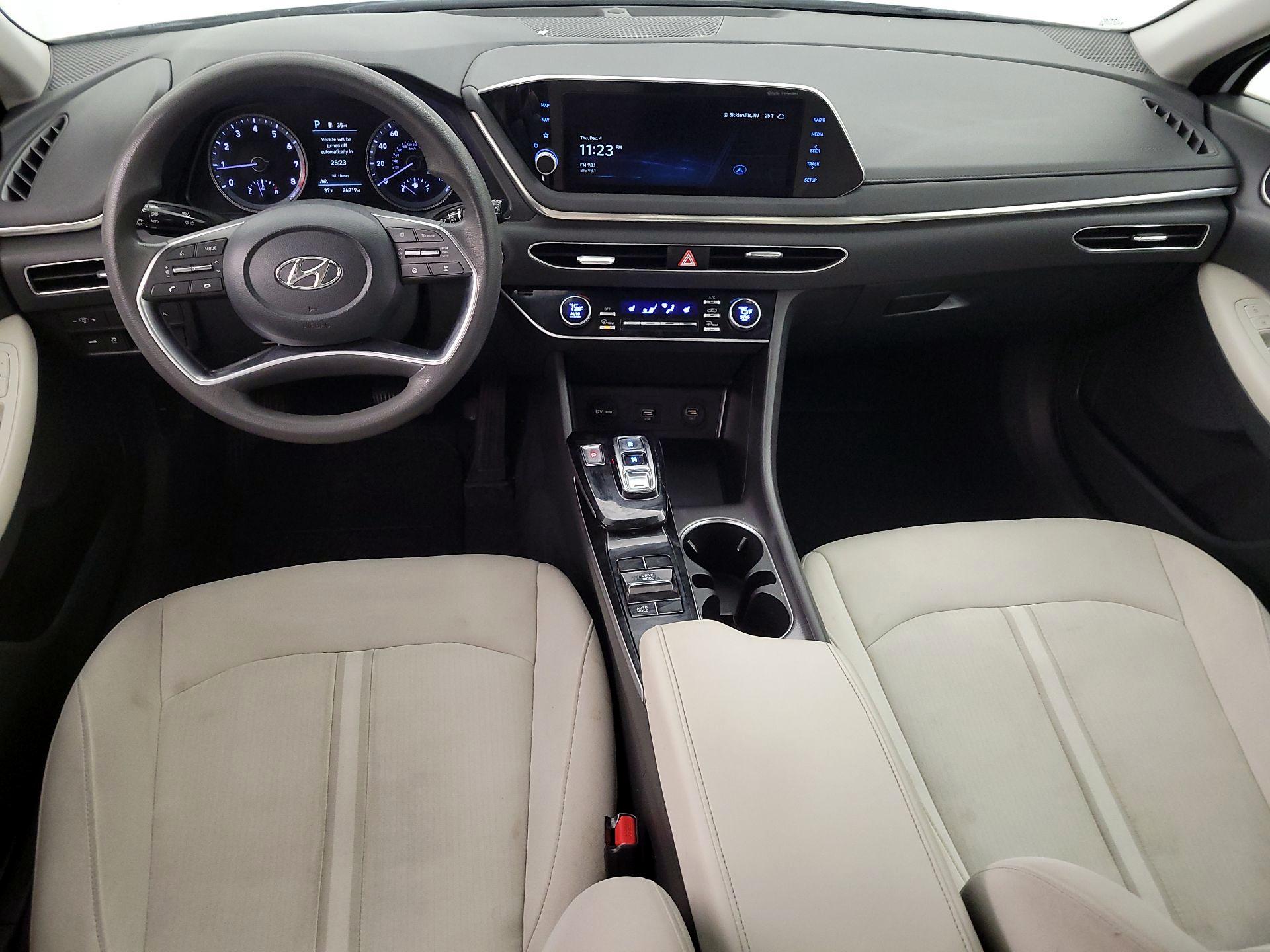 Thumbnail: 2023 Hyundai Sonata - 9