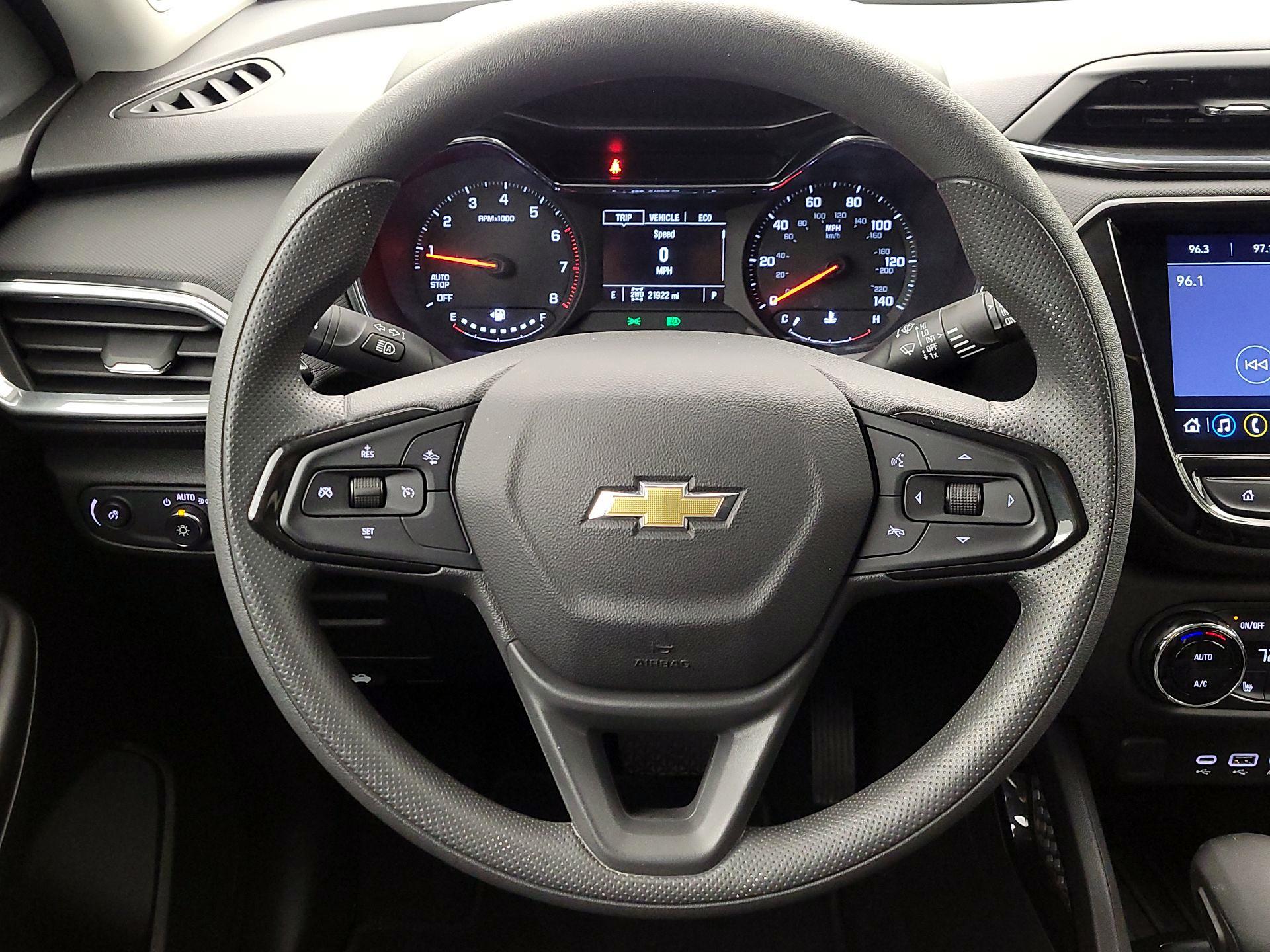 Thumbnail: 2023 Chevrolet TrailBlazer - 10