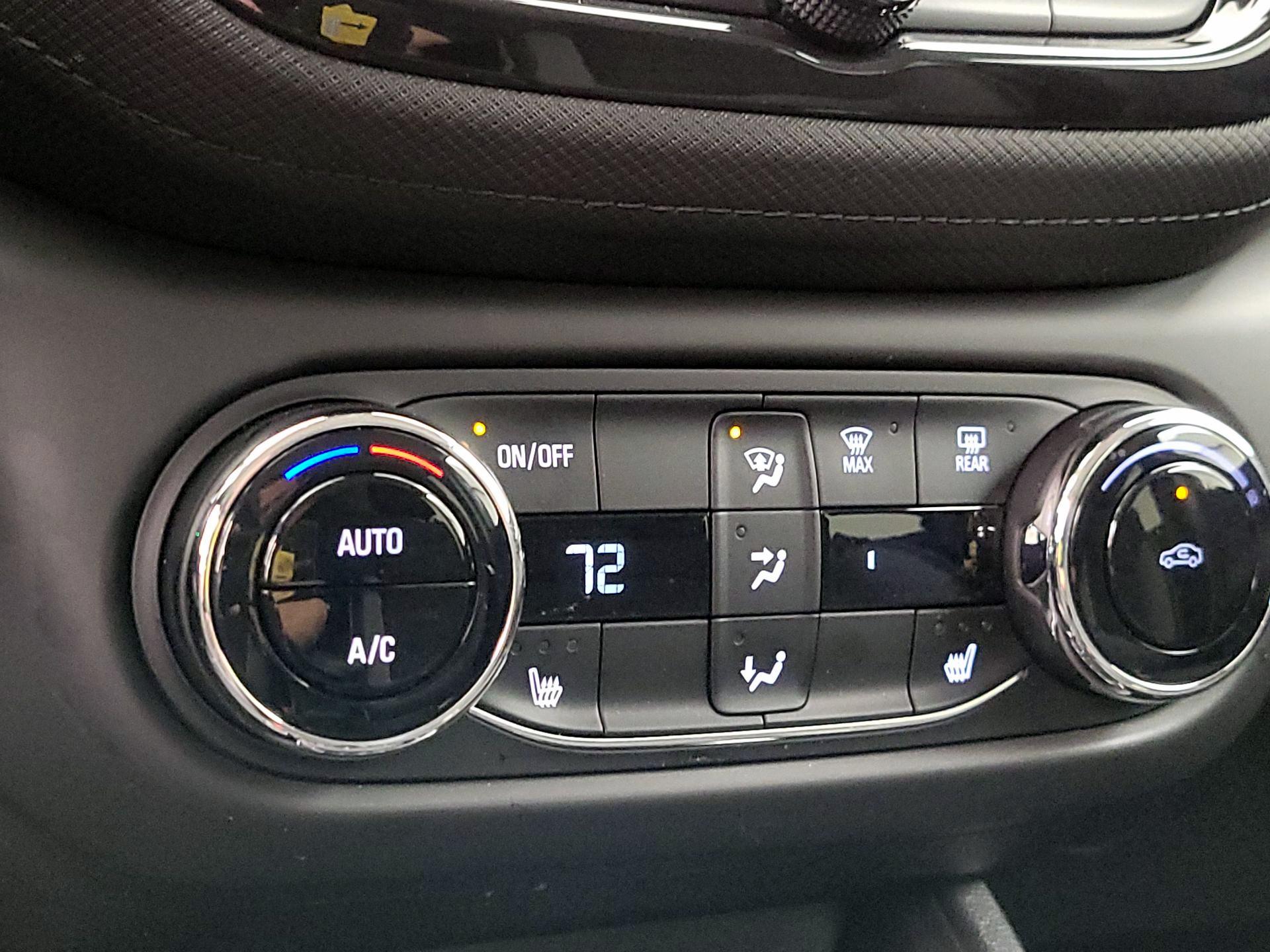 Thumbnail: 2023 Chevrolet TrailBlazer - 16