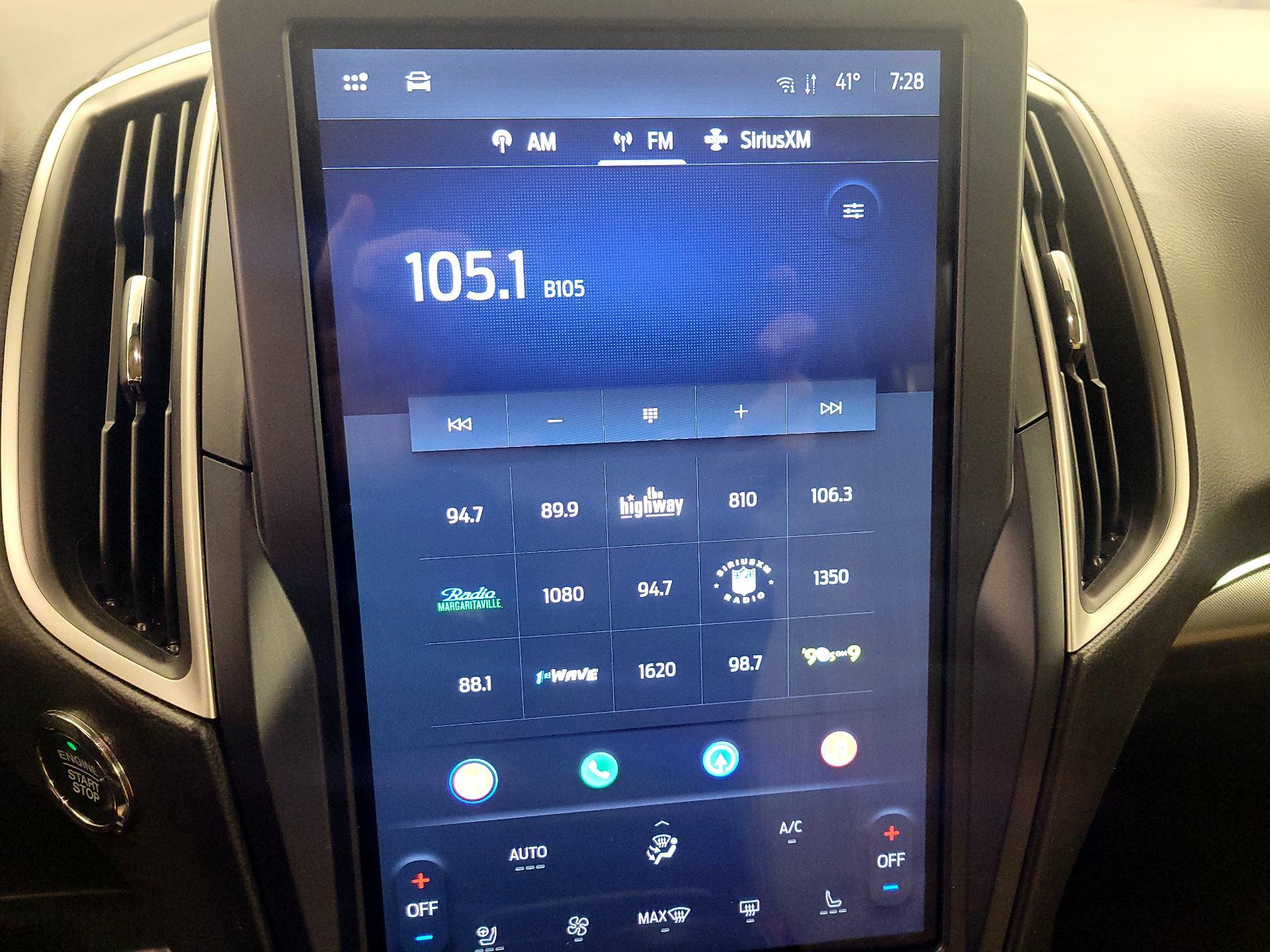 Thumbnail: 2022 Ford Edge - 16