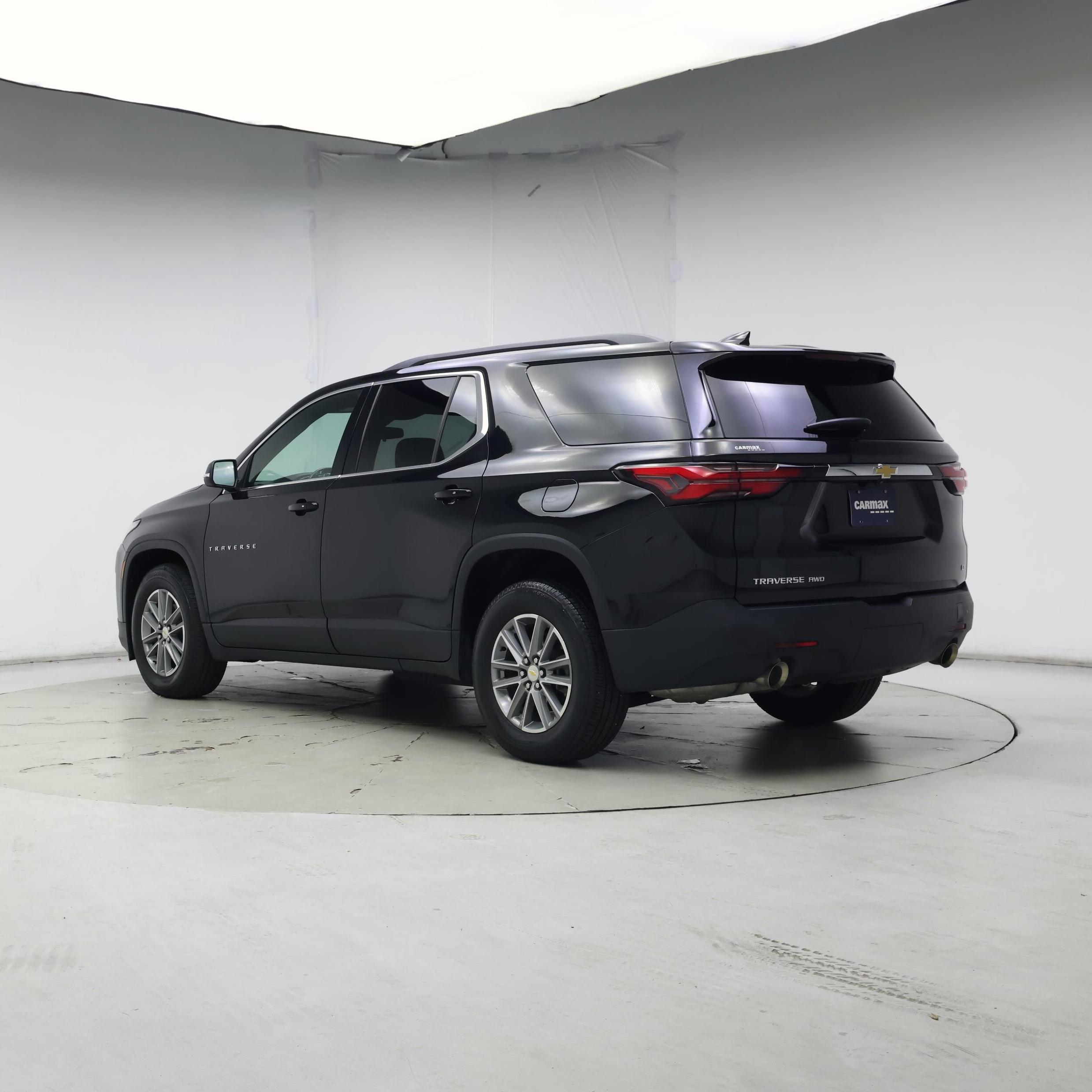 Thumbnail: 2022 Chevrolet Traverse - 2