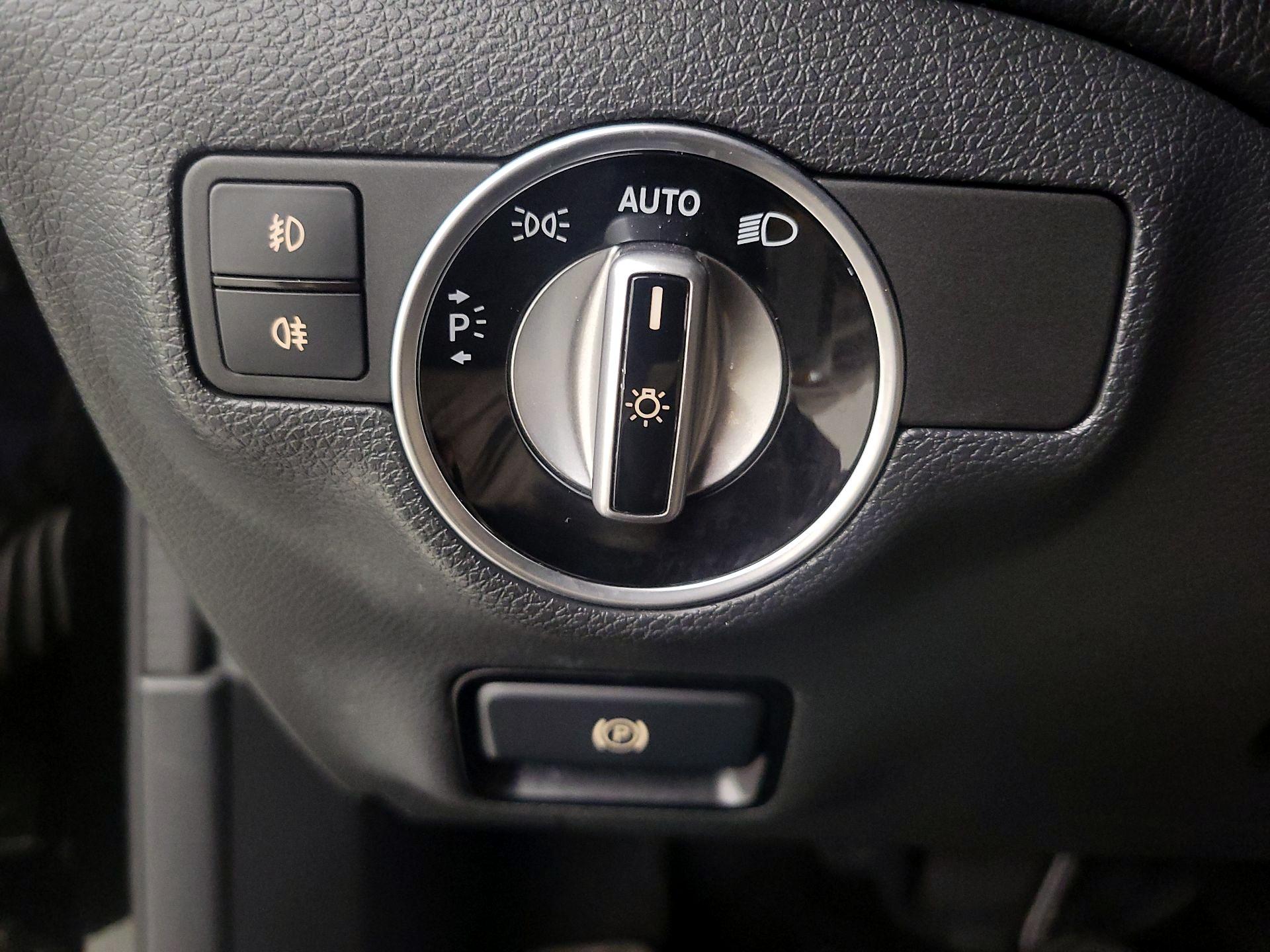 Thumbnail: 2019 Mercedes-Benz GLA - 13