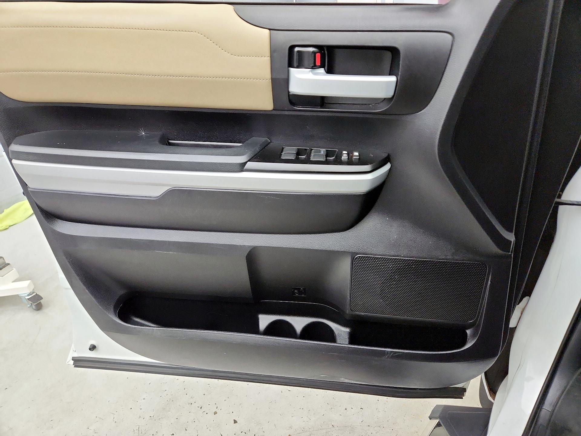 Thumbnail: 2020 Toyota Tundra - 12