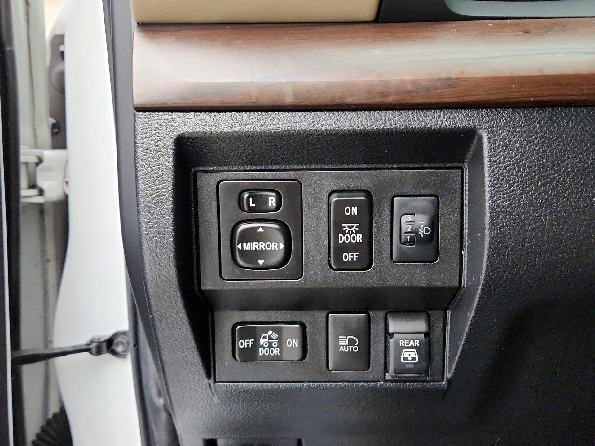 Thumbnail: 2020 Toyota Tundra - 13