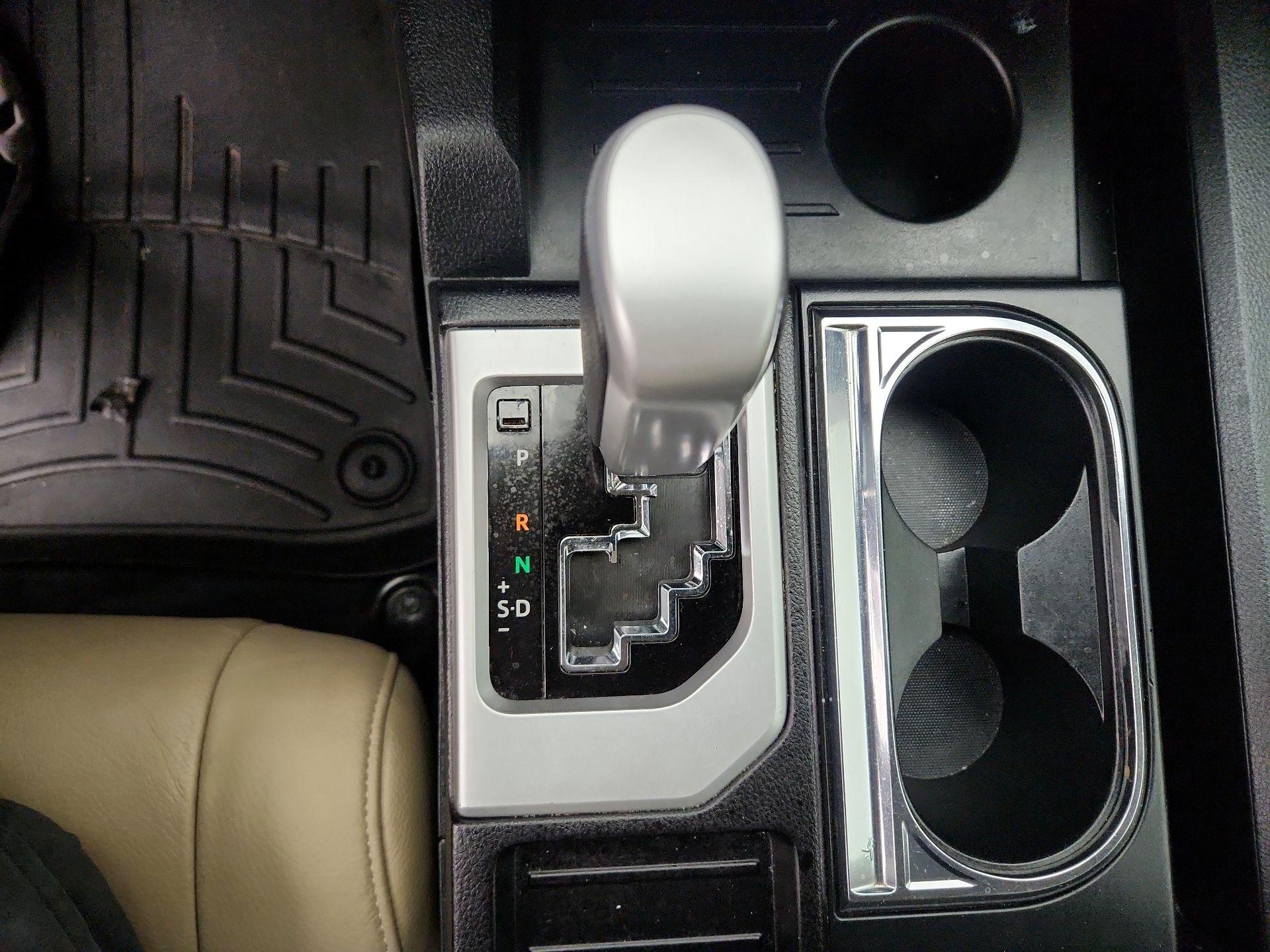 Thumbnail: 2020 Toyota Tundra - 18