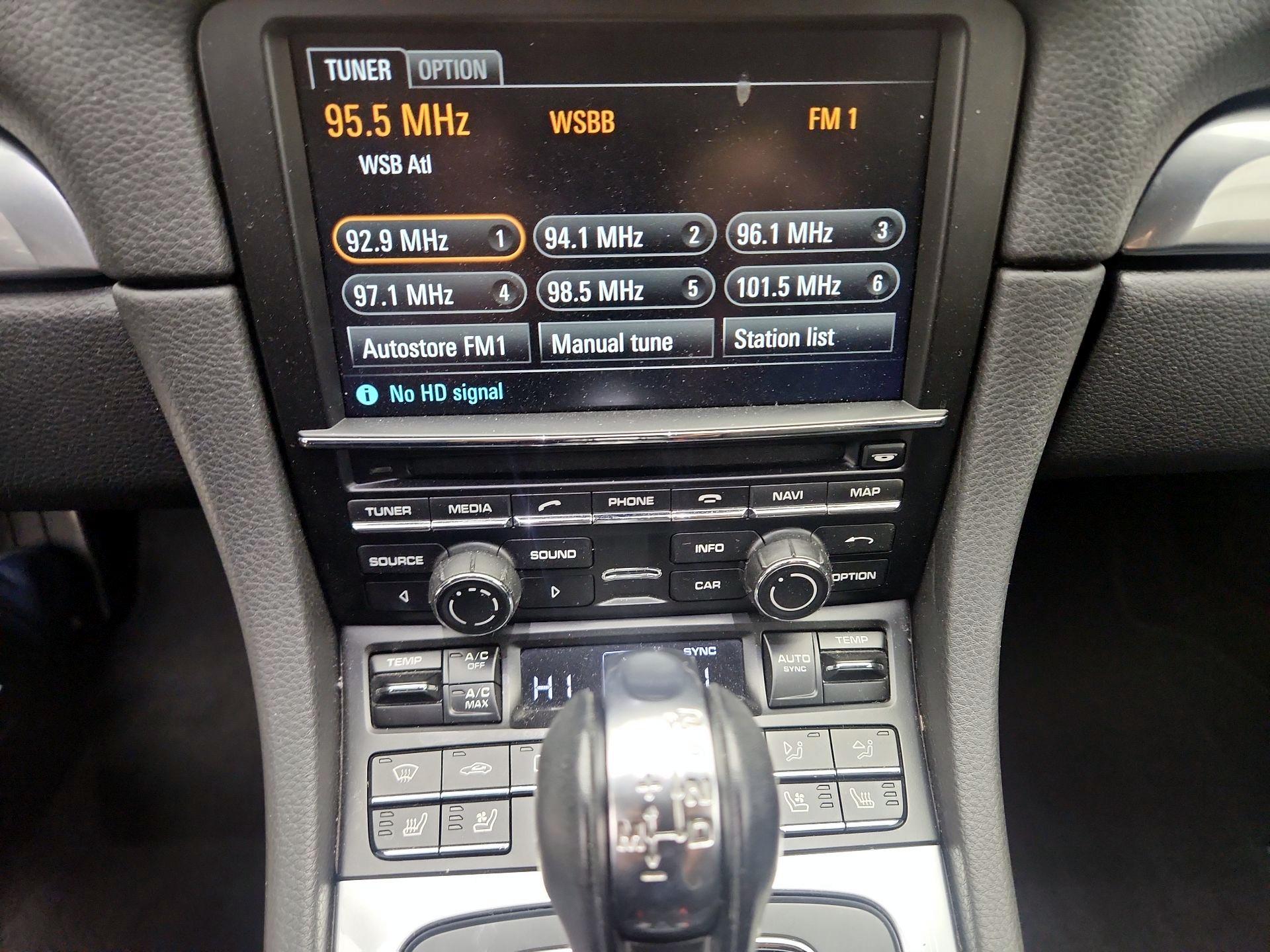 Thumbnail: 2015 Porsche Boxster - 15