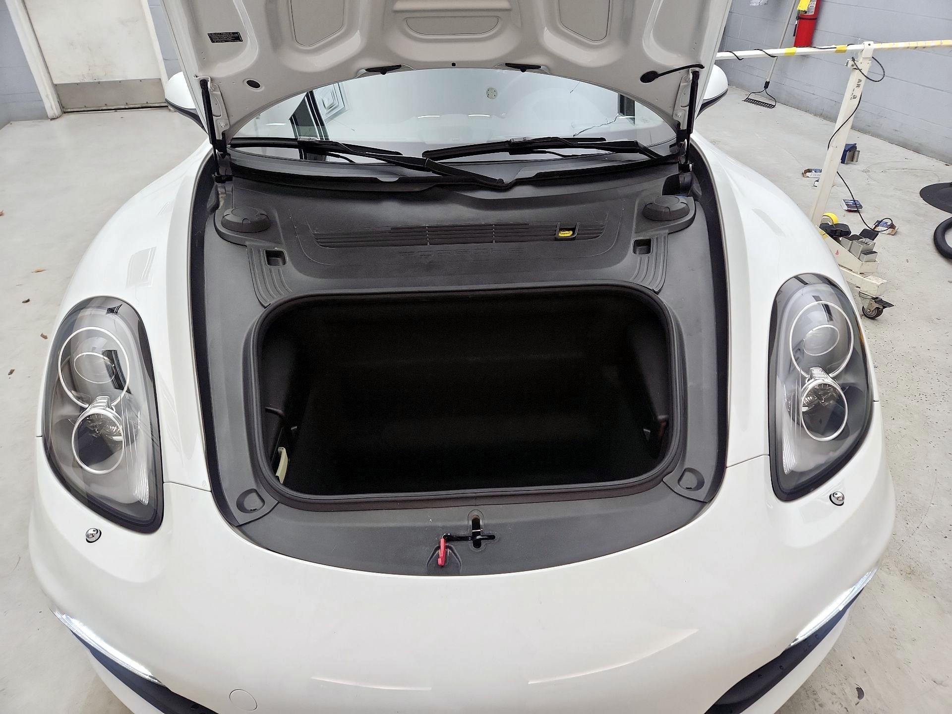 Thumbnail: 2015 Porsche Boxster - 19